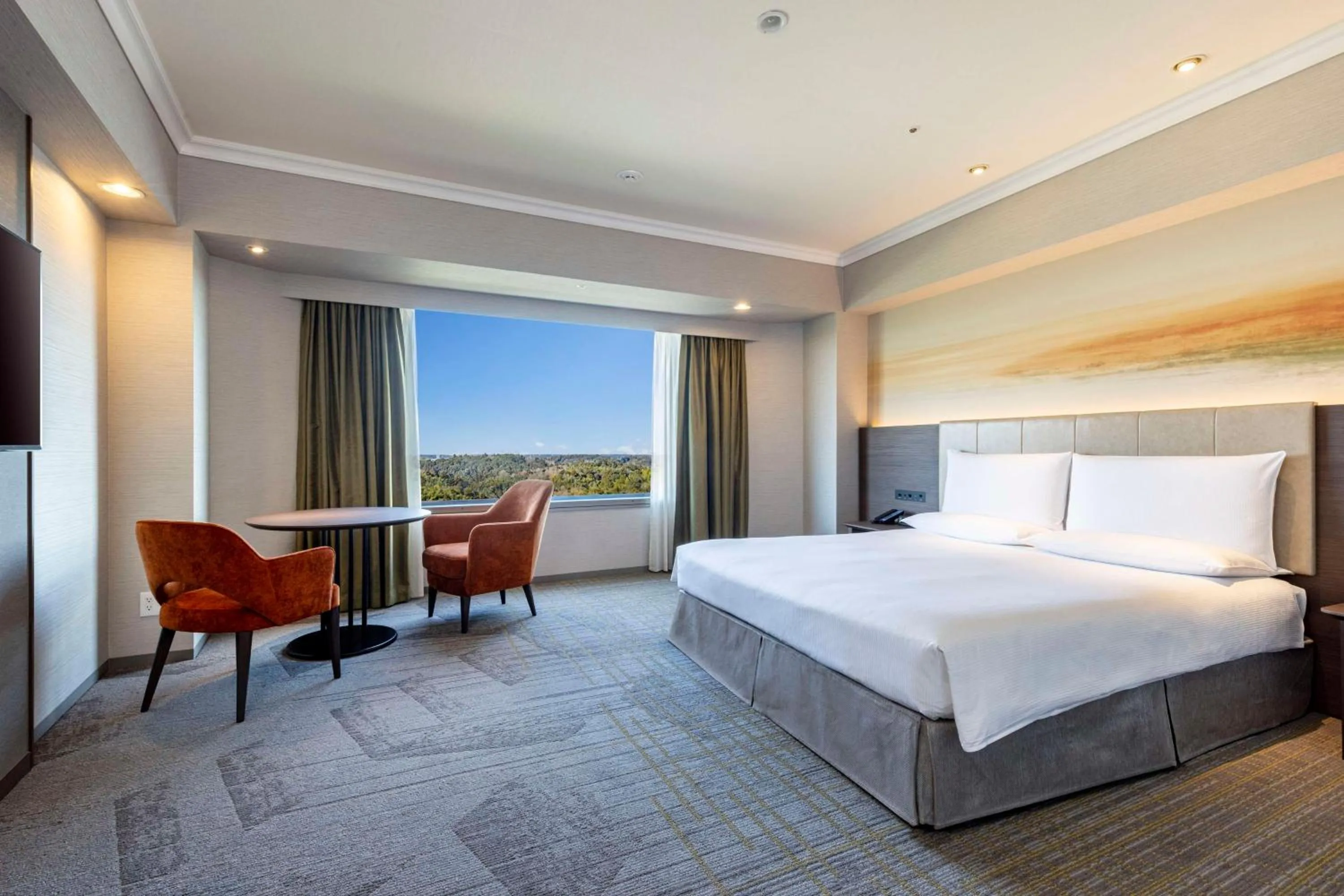 Bedroom, Bed in Hilton Tokyo Narita Airport