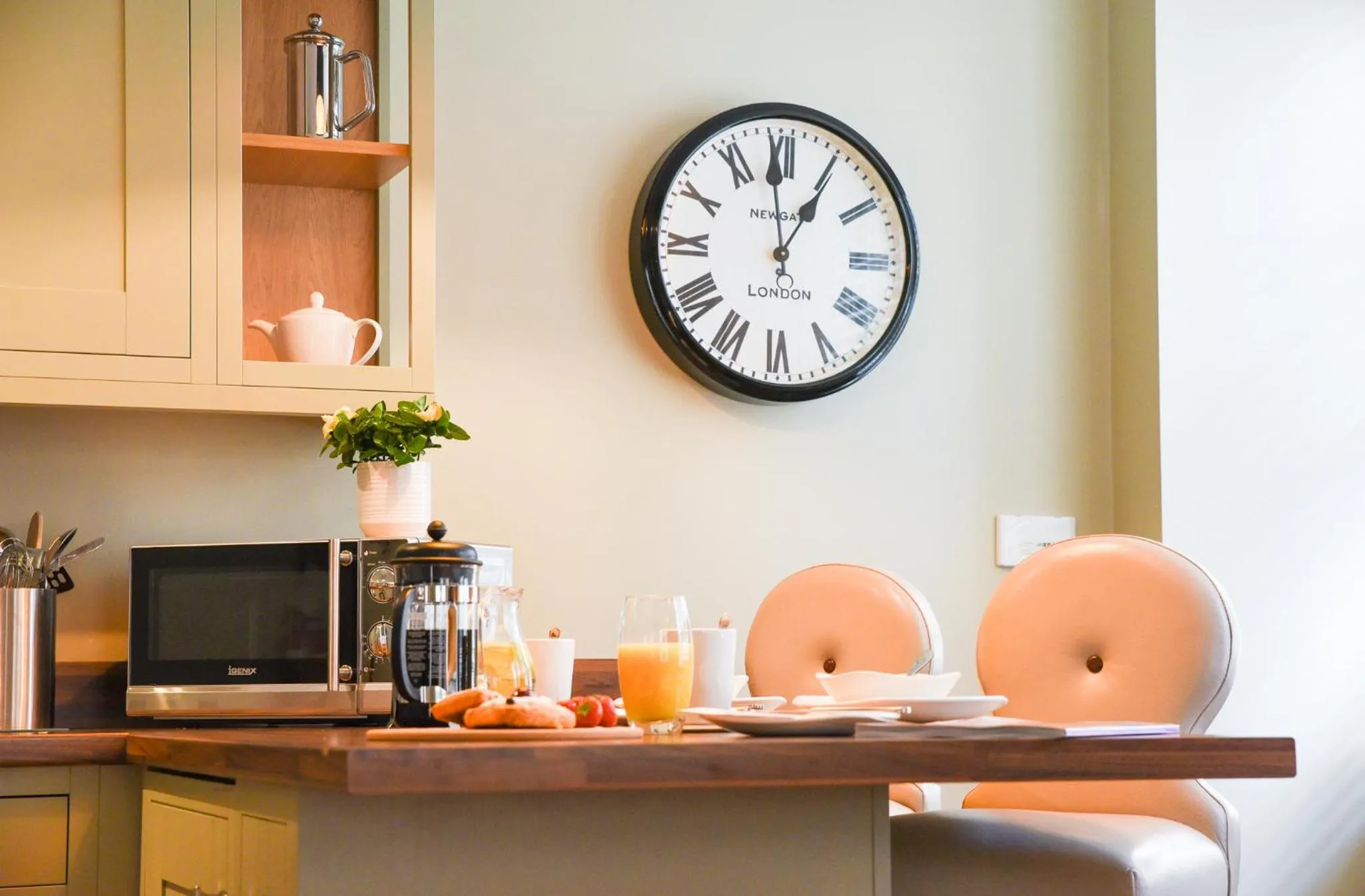 Food and drinks in The Lawrance Luxury Aparthotel - York