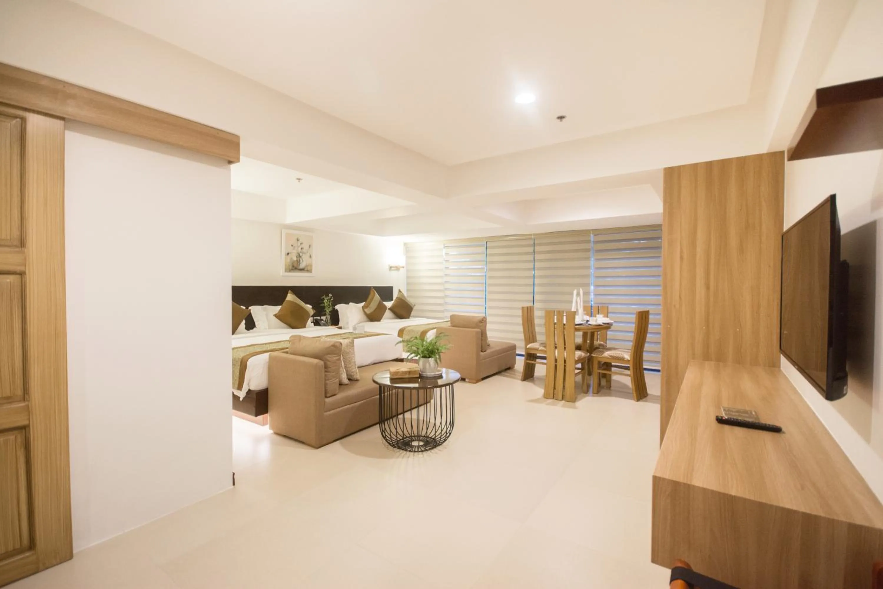 Photo of the whole room in Commander Suites de Boracay