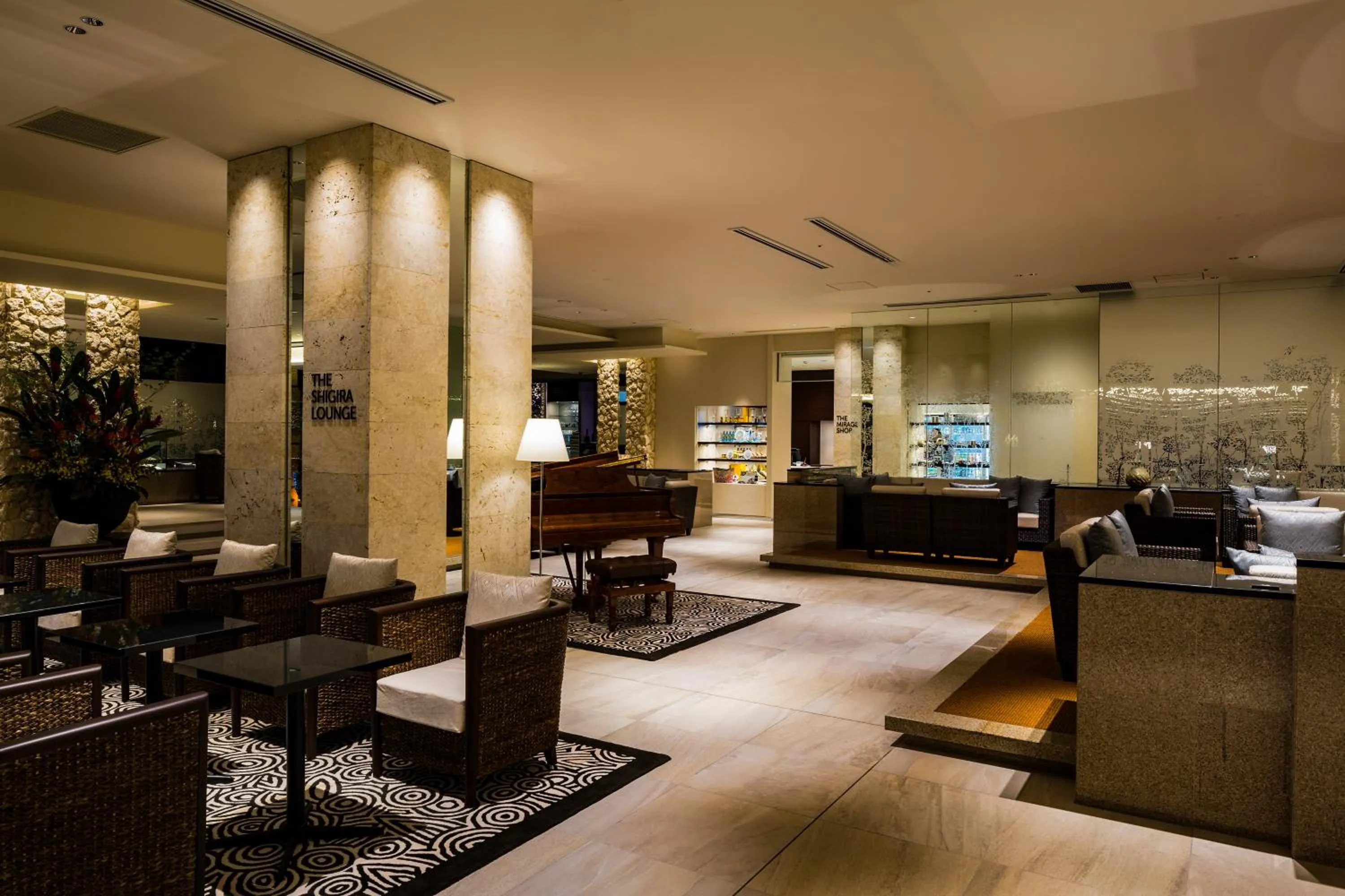 Lobby or reception in Hotel Shigira Mirage