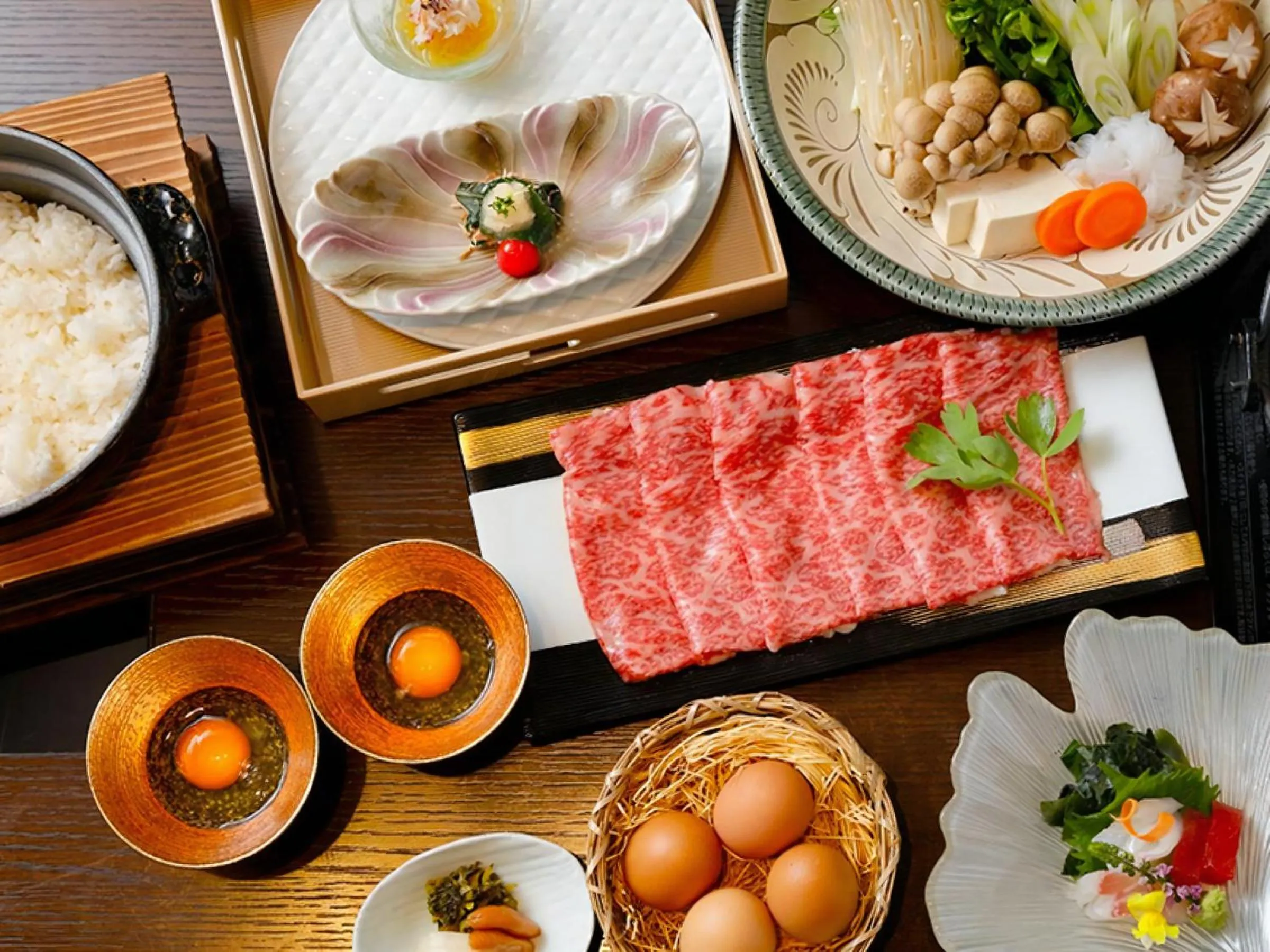 Restaurant/places to eat in Hotel Shigira Mirage