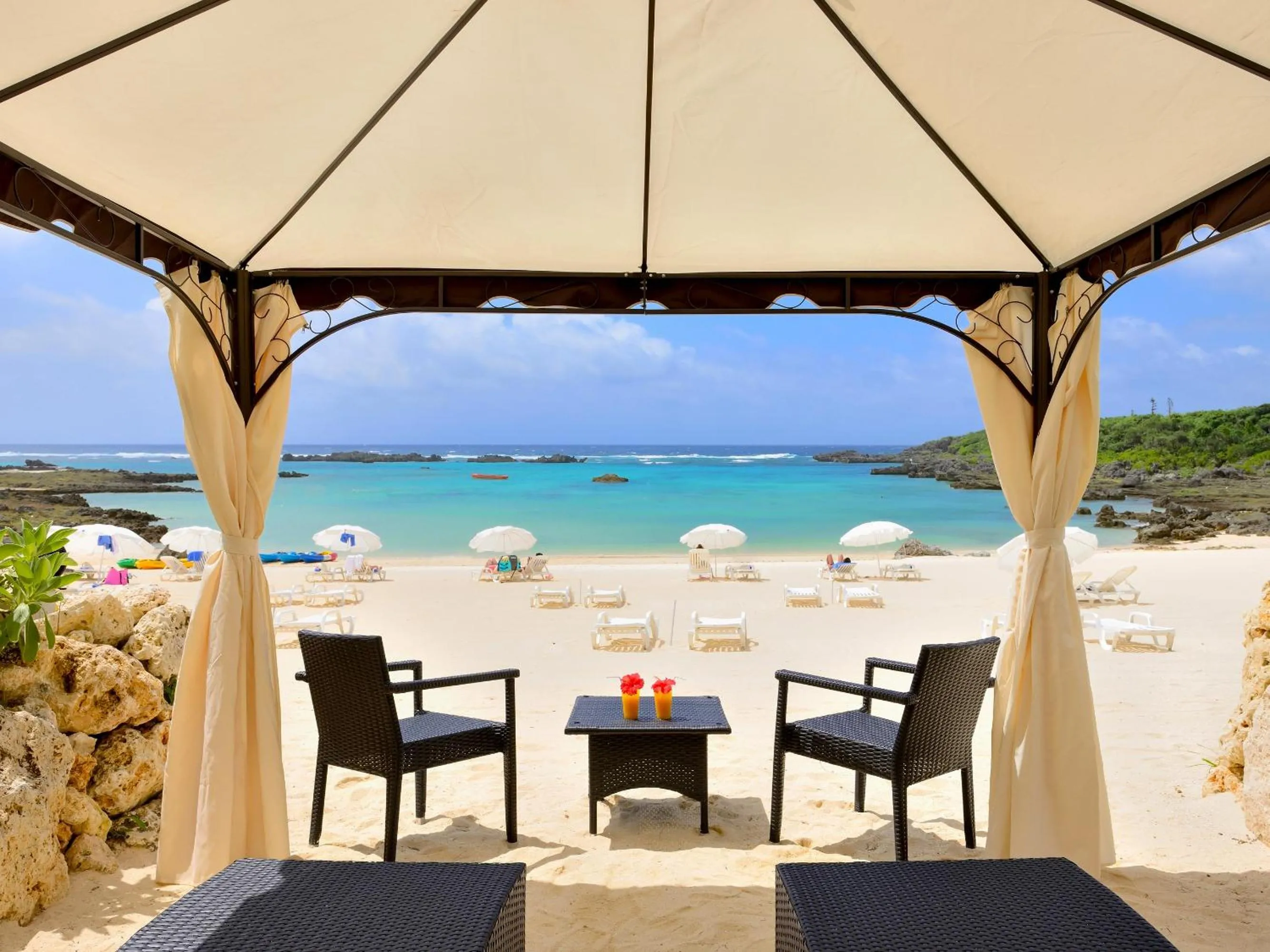 Beach in Hotel Shigira Mirage