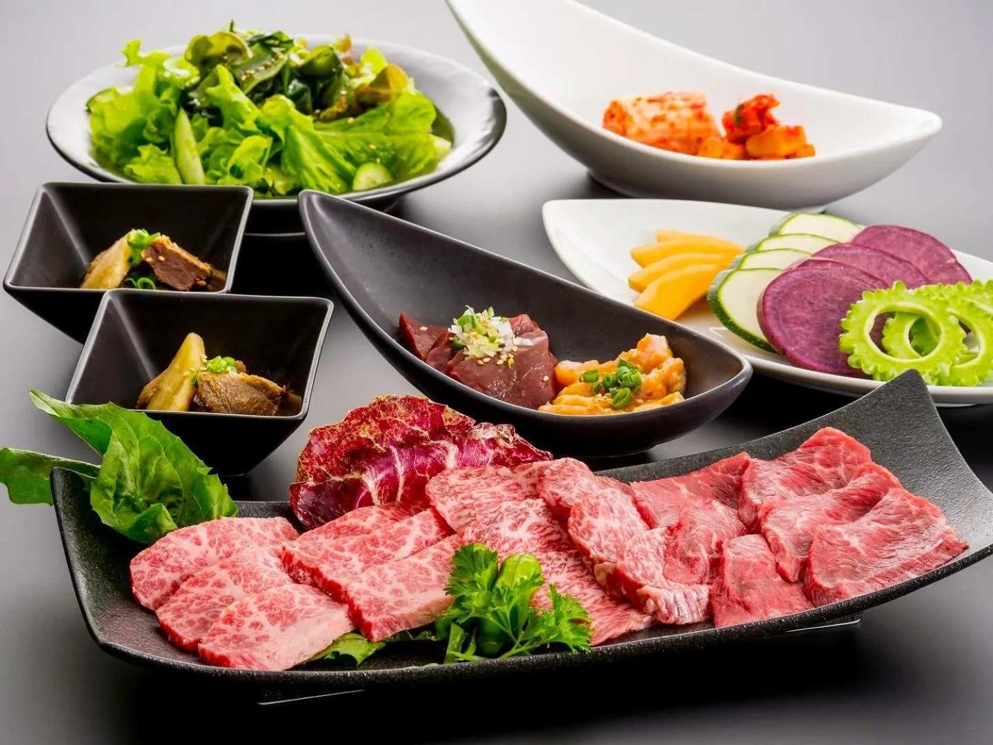 Restaurant/places to eat in Hotel Shigira Mirage