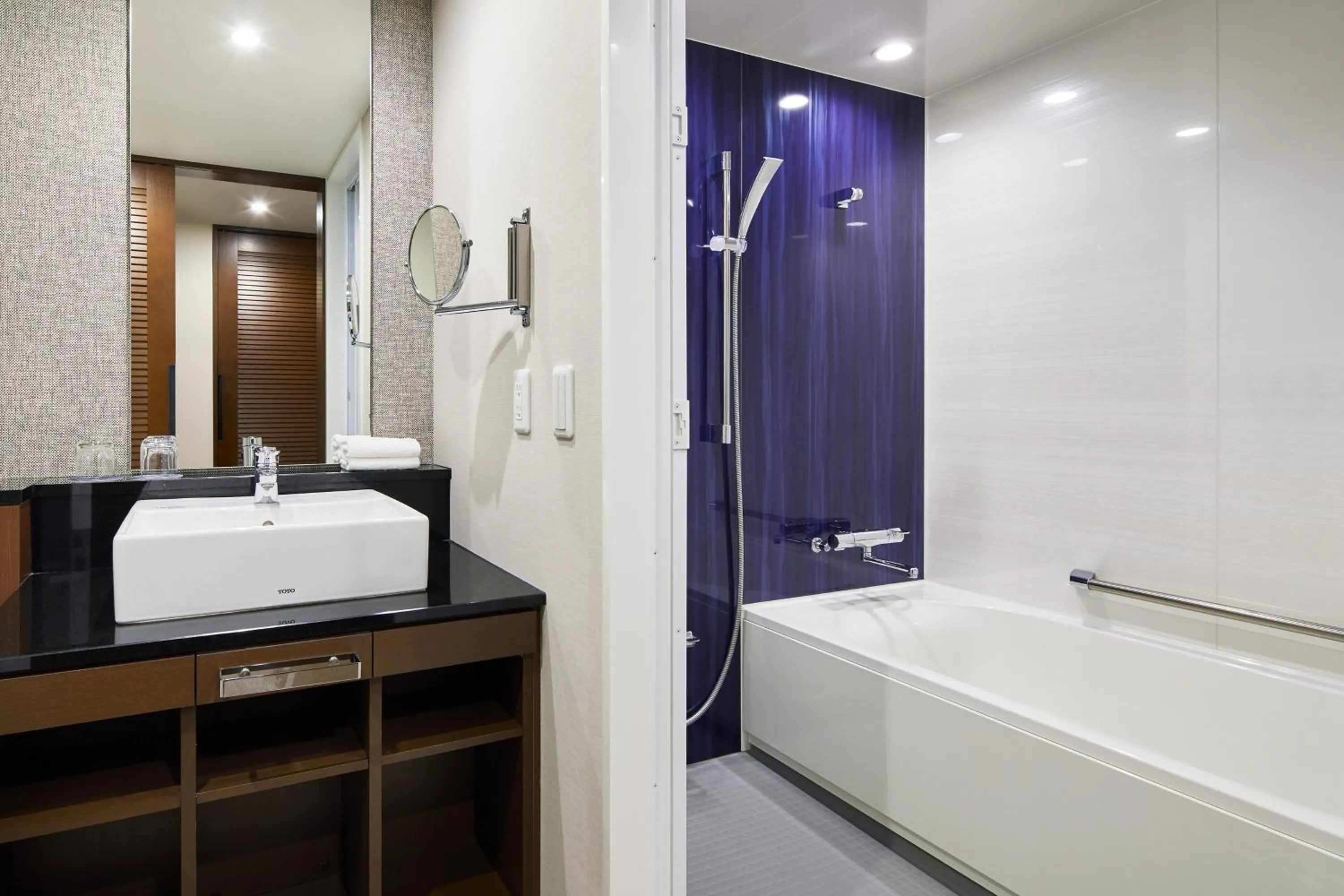 Bathroom in Sheraton Grande Tokyo Bay Hotel