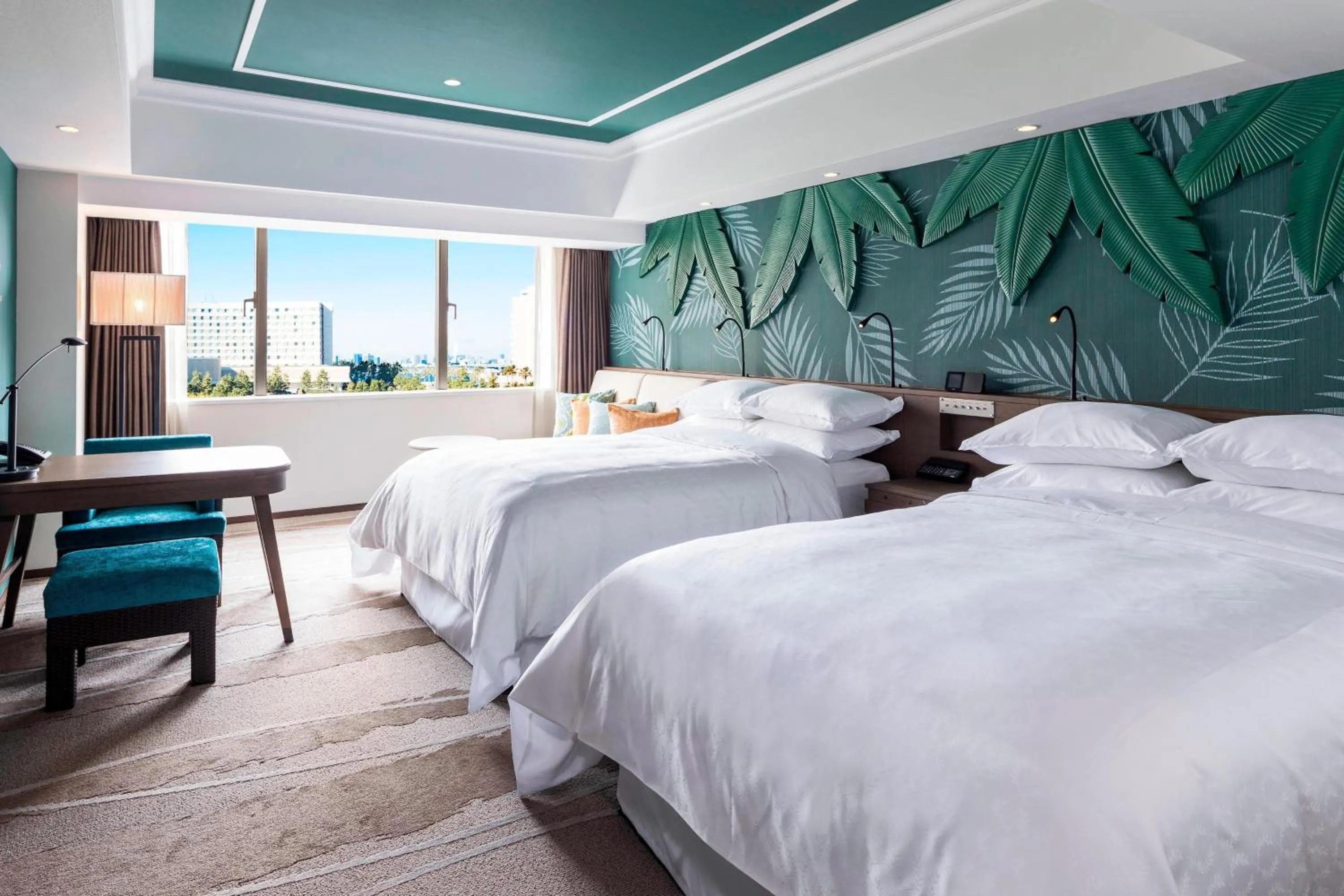 Photo of the whole room, Bed in Sheraton Grande Tokyo Bay Hotel