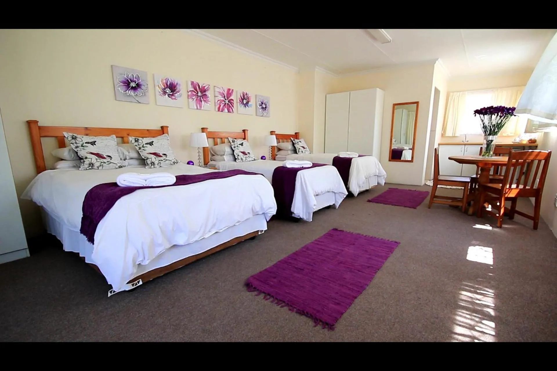 Photo of the whole room, Bed in Dove's Nest Guest House