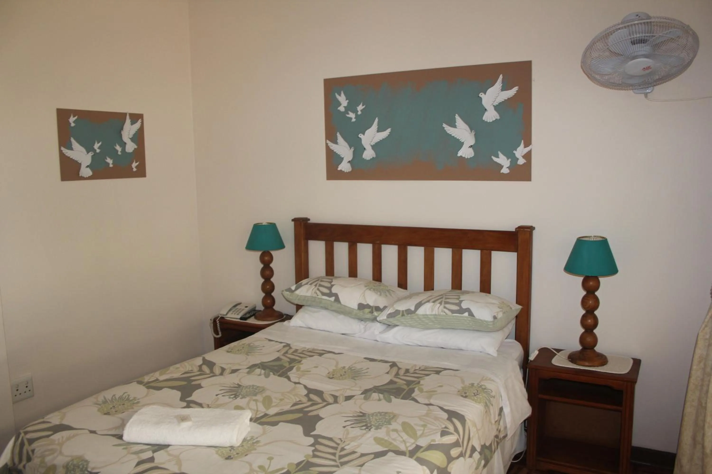 Photo of the whole room, Bed in Dove's Nest Guest House