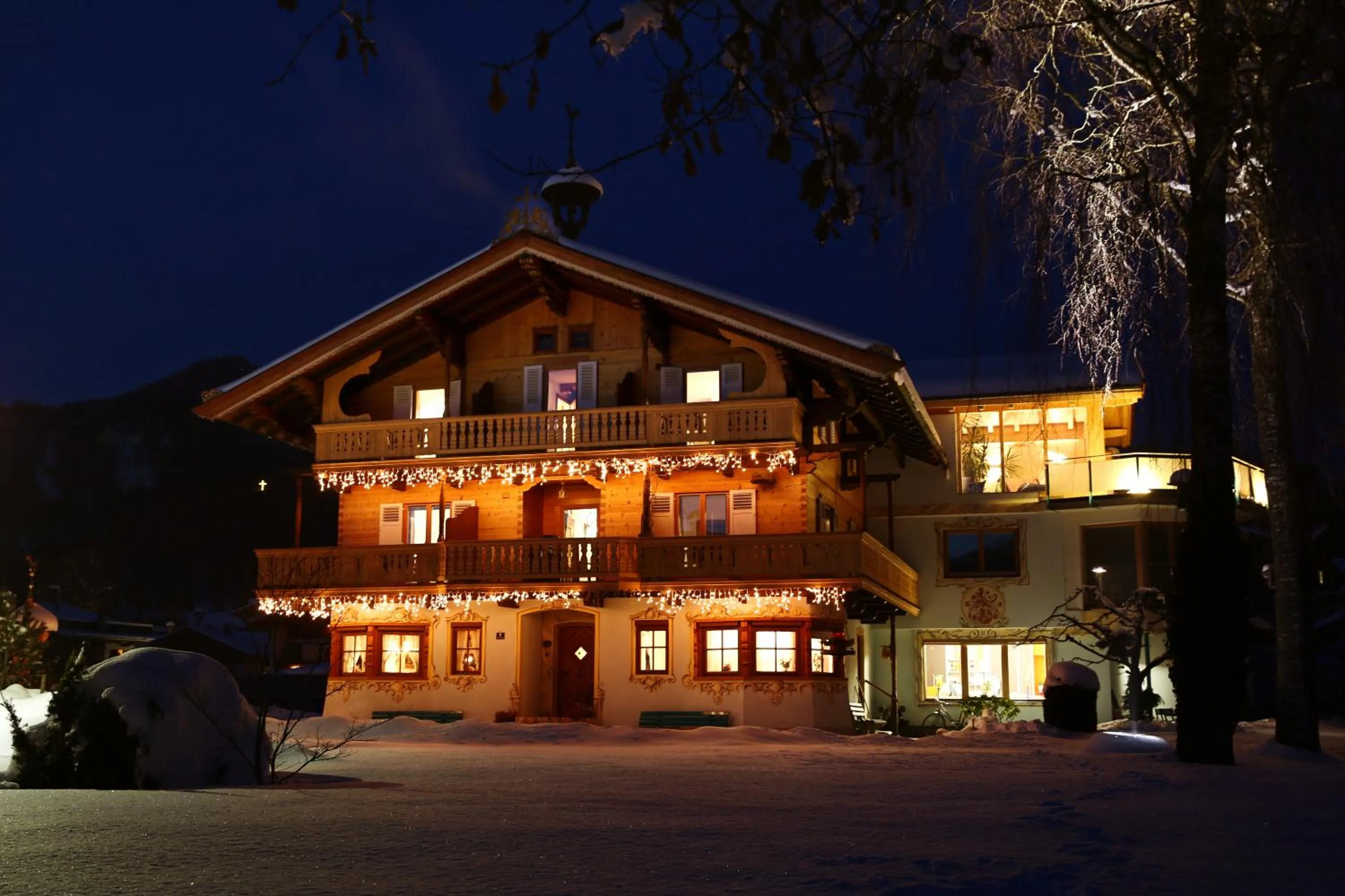 Facade/entrance in Landhaus Alpengruss