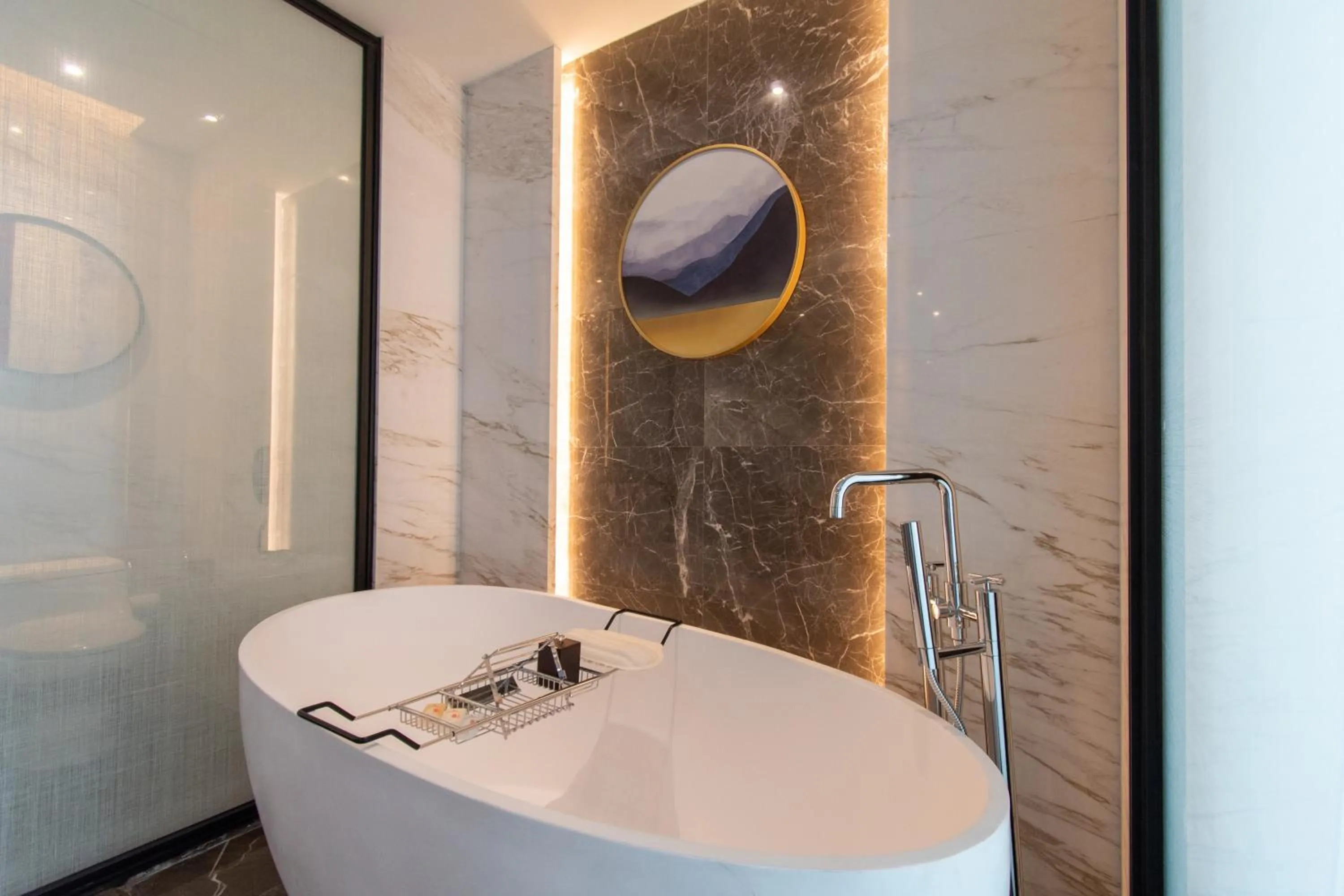 Bathroom in Ramada Plaza Wyndham Wenzhou Cangnan