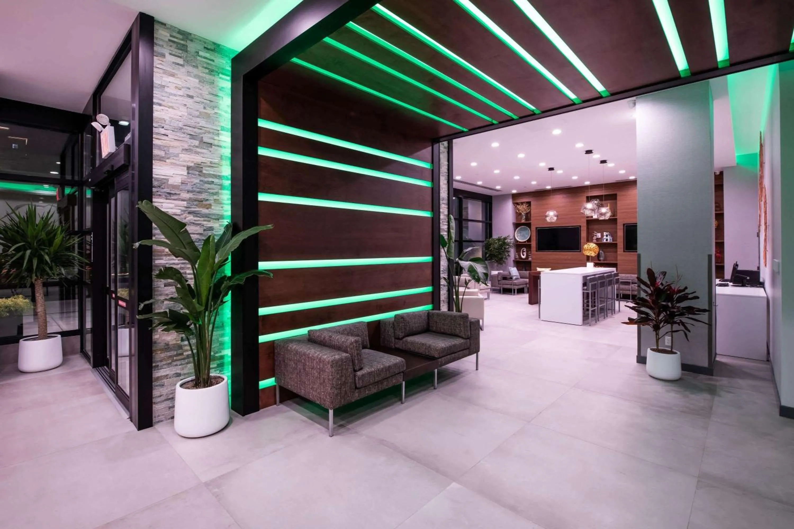 Lobby or reception in Wingate by Wyndham Long Island City