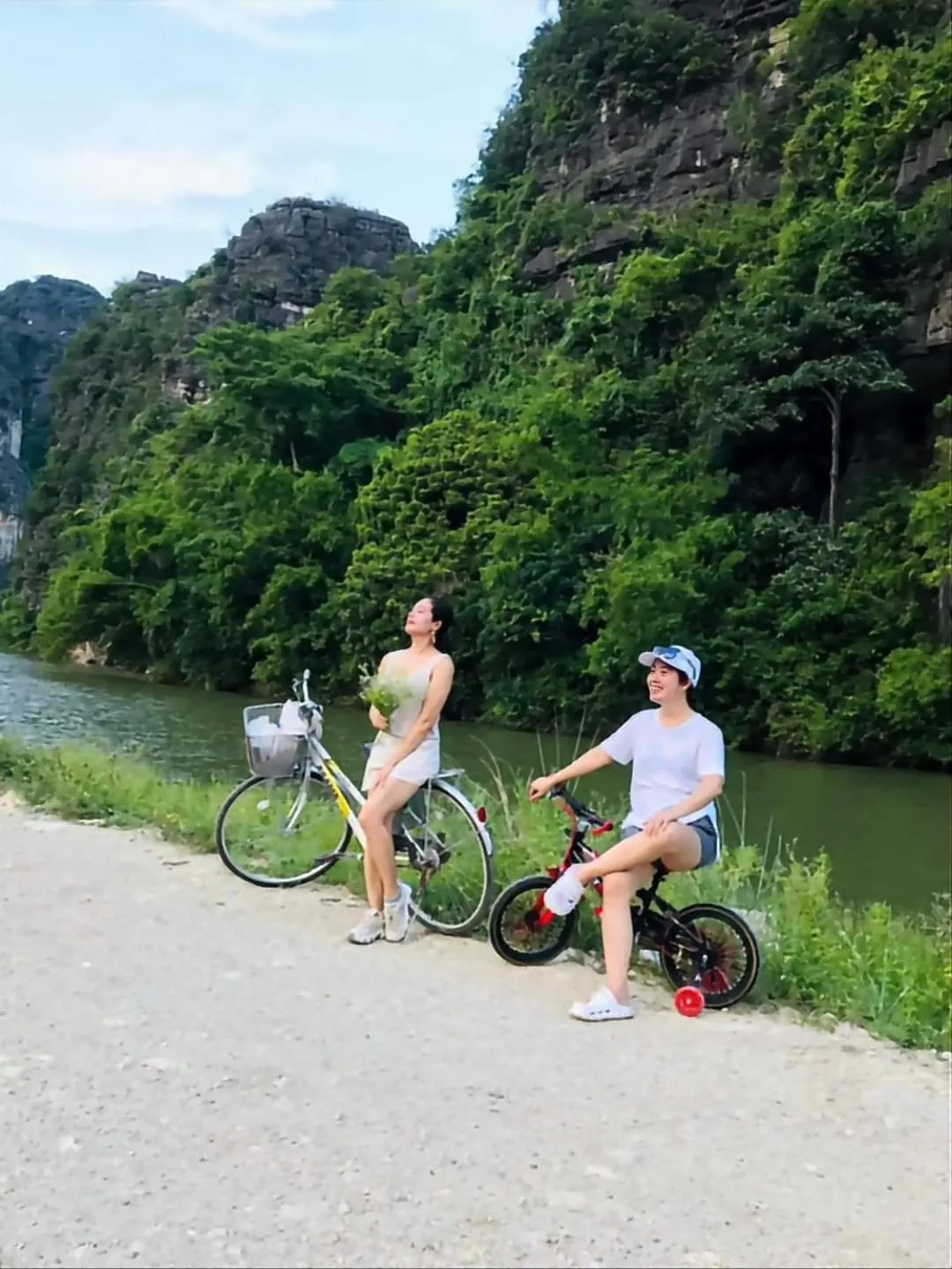 Cycling in Trang An Lotus Lake Homestay