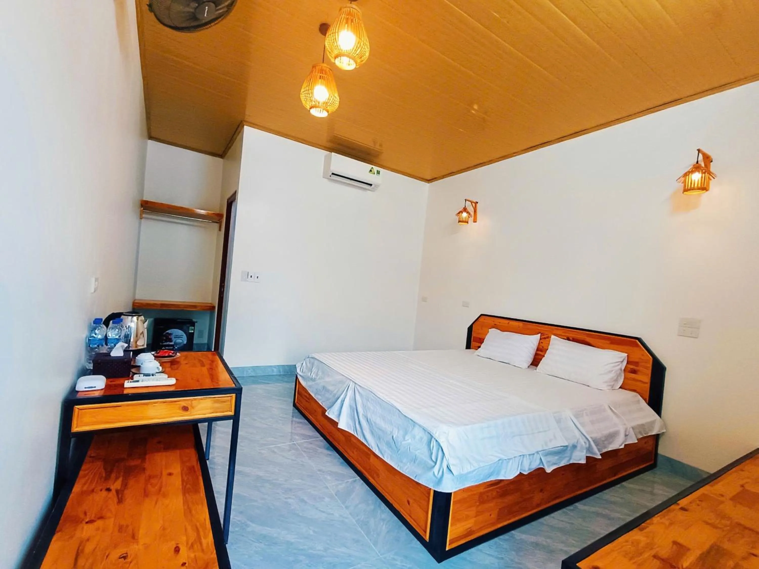 Bed in Trang An Lotus Lake Homestay