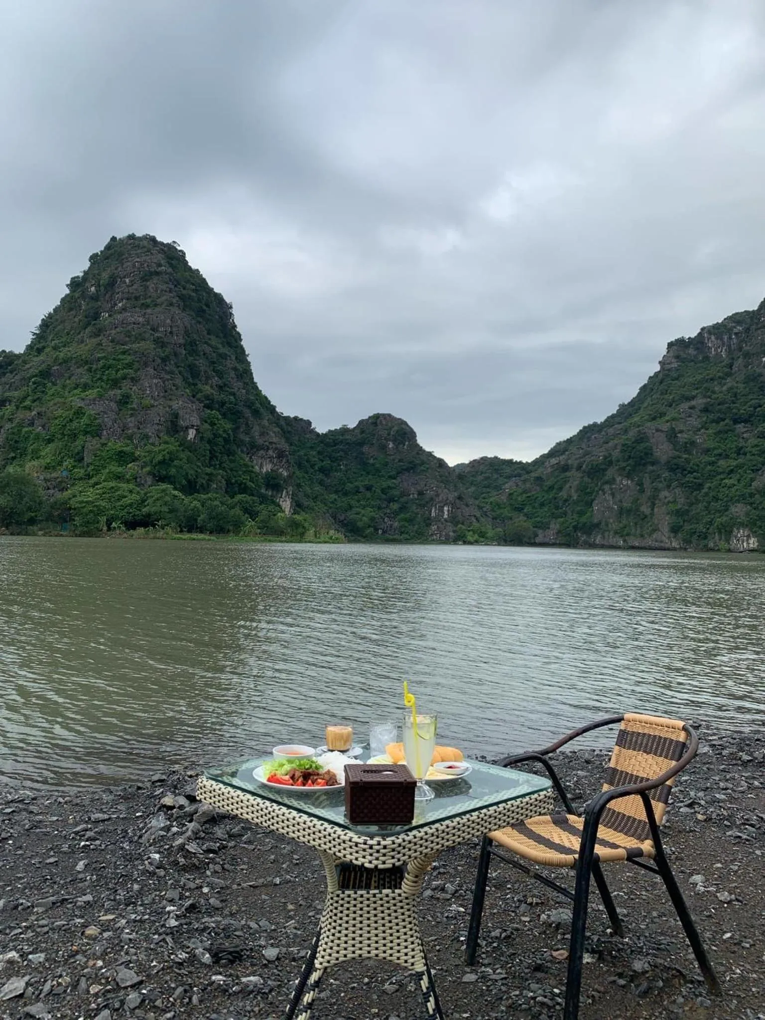 Natural landscape in Trang An Lotus Lake Homestay