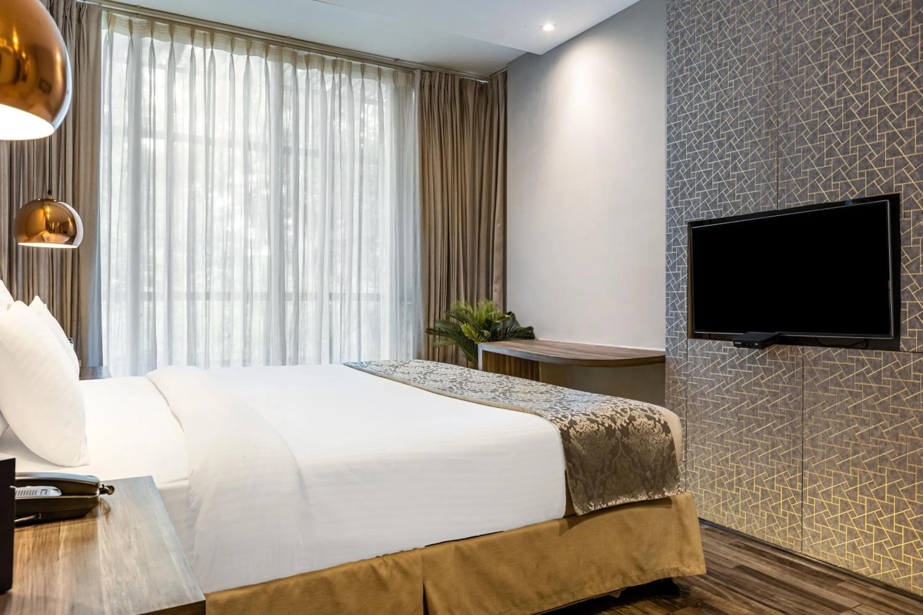 Bedroom, Bed in Sterling Palm Bliss Wellness Resort, Rishikesh