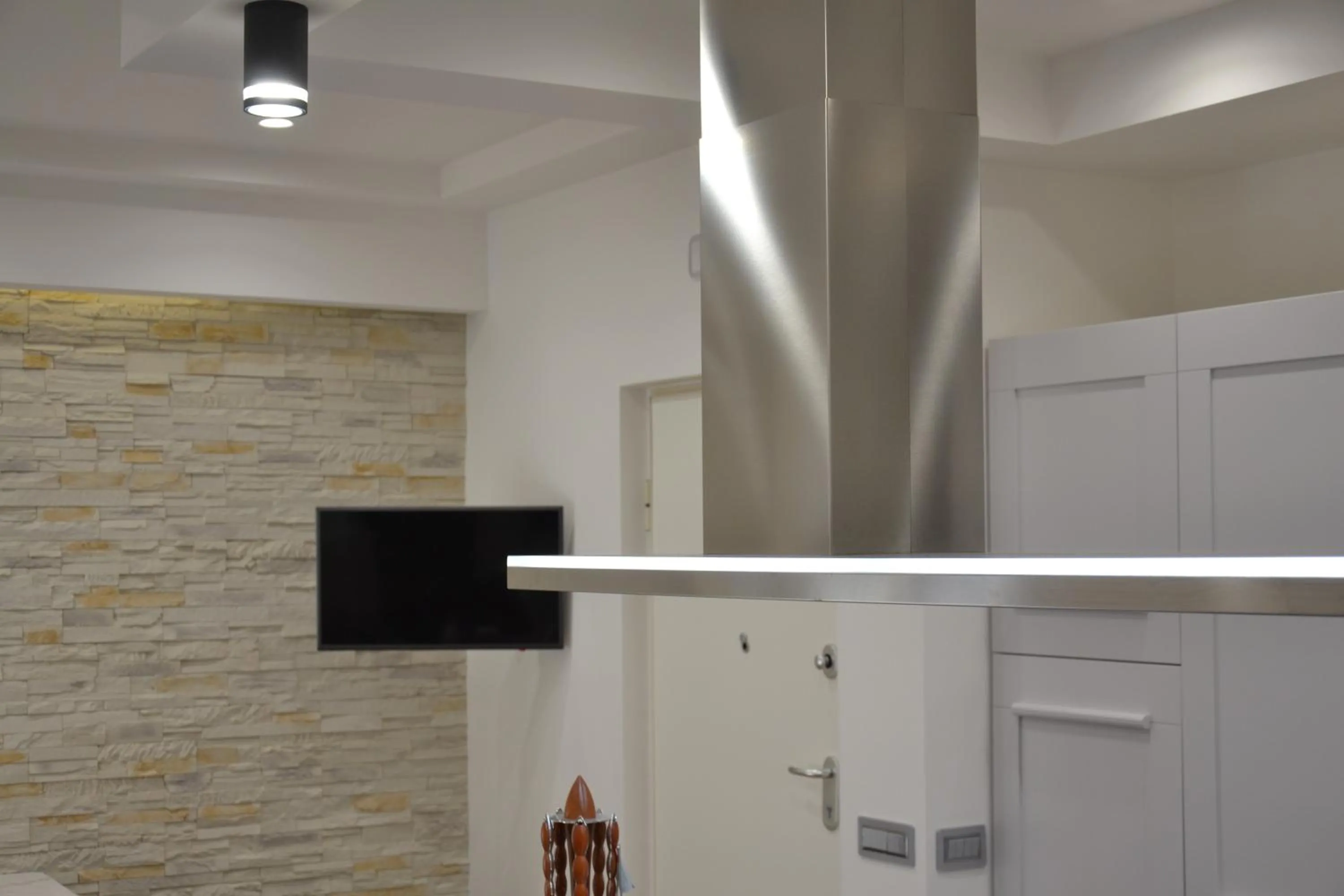 Communal kitchen in B&B Coffee and City Pompei