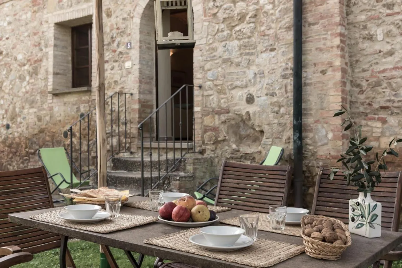 Property building in Borgo Al Cerro