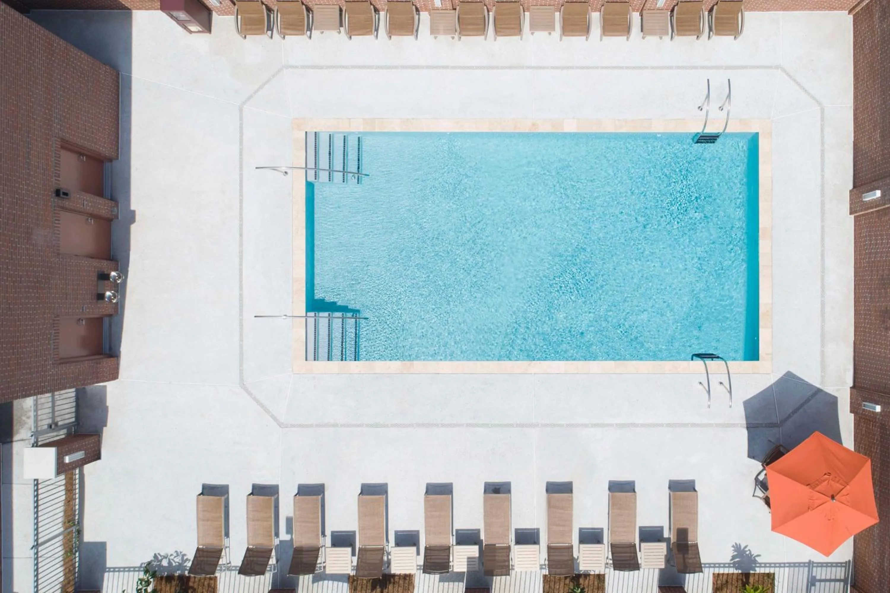 Swimming pool in Hyatt House Charleston/Mount Pleasant