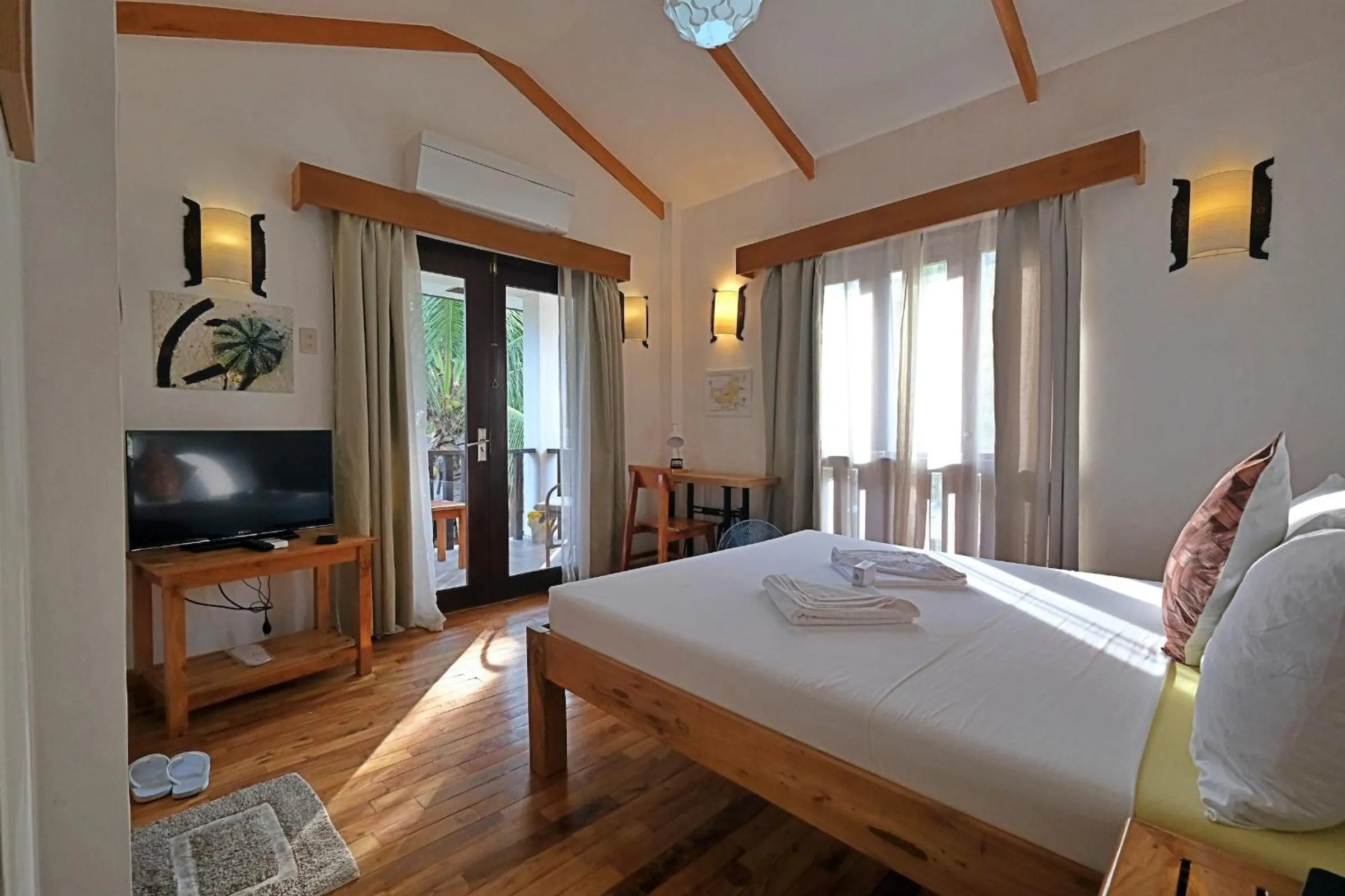 Bed in White Villas Resort