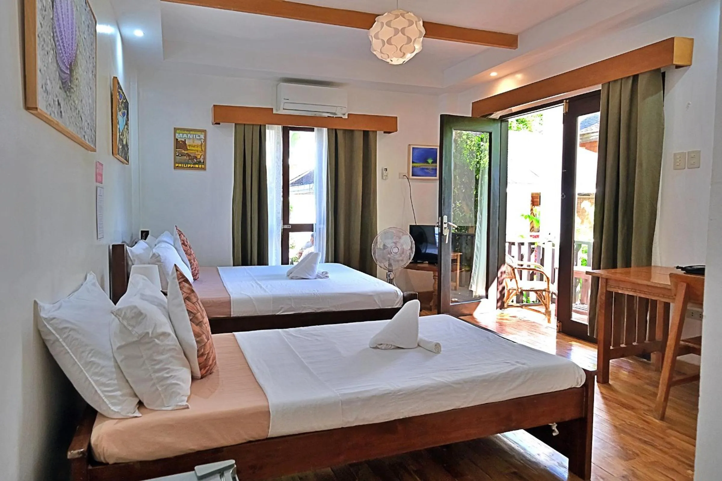 Bed in White Villas Resort