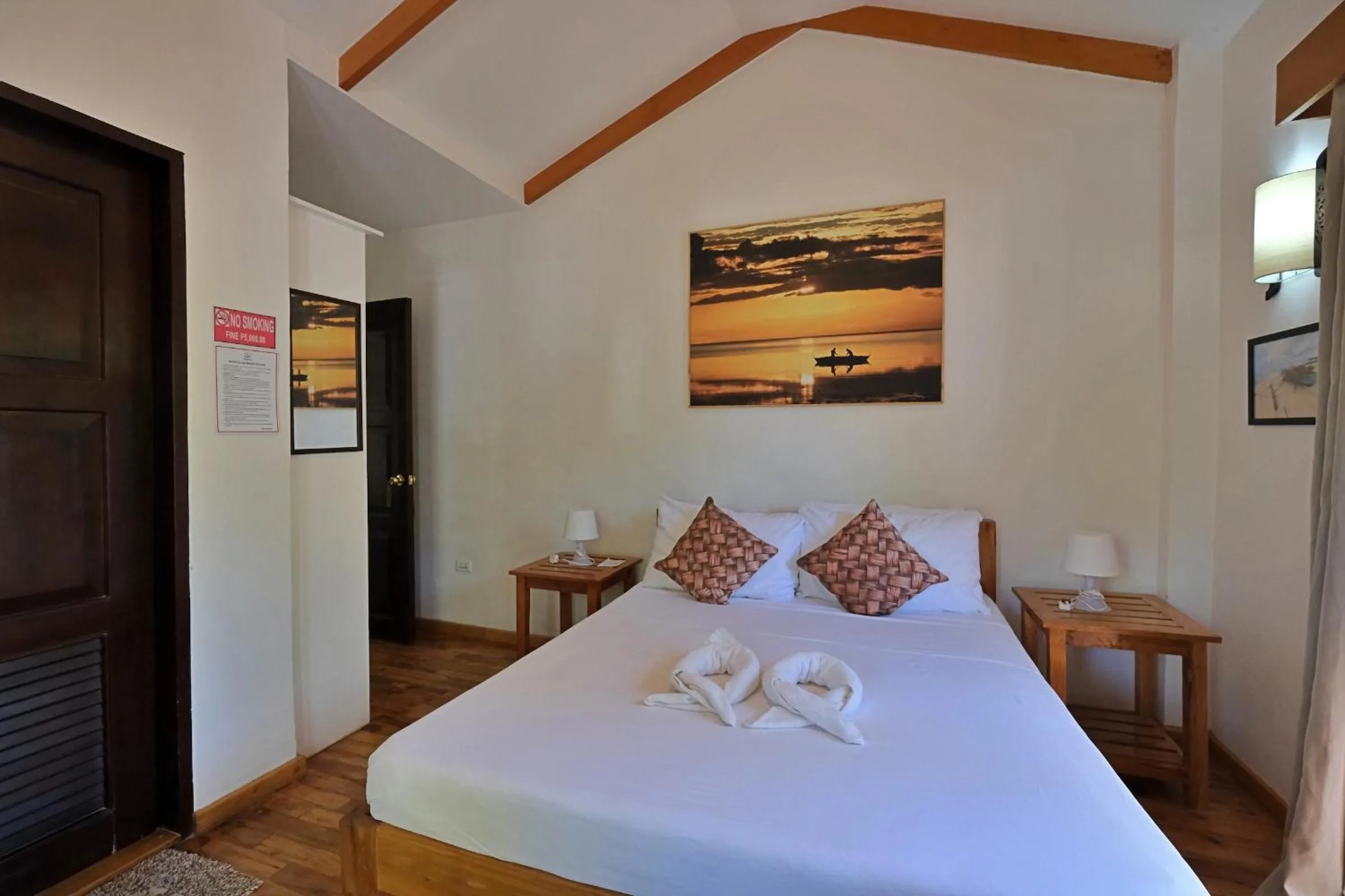 Bed in White Villas Resort