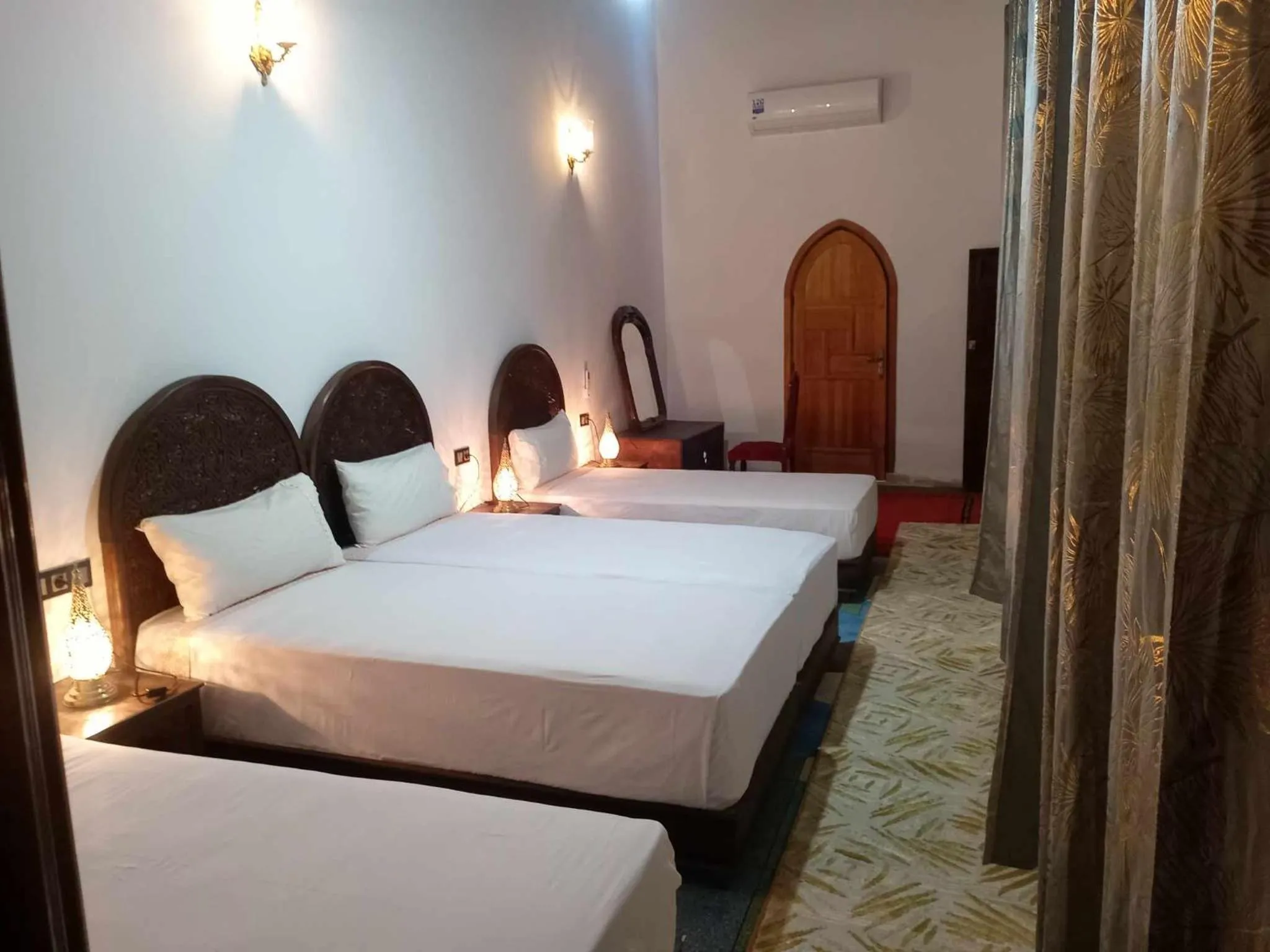 Bed in Dar Alami Salaj