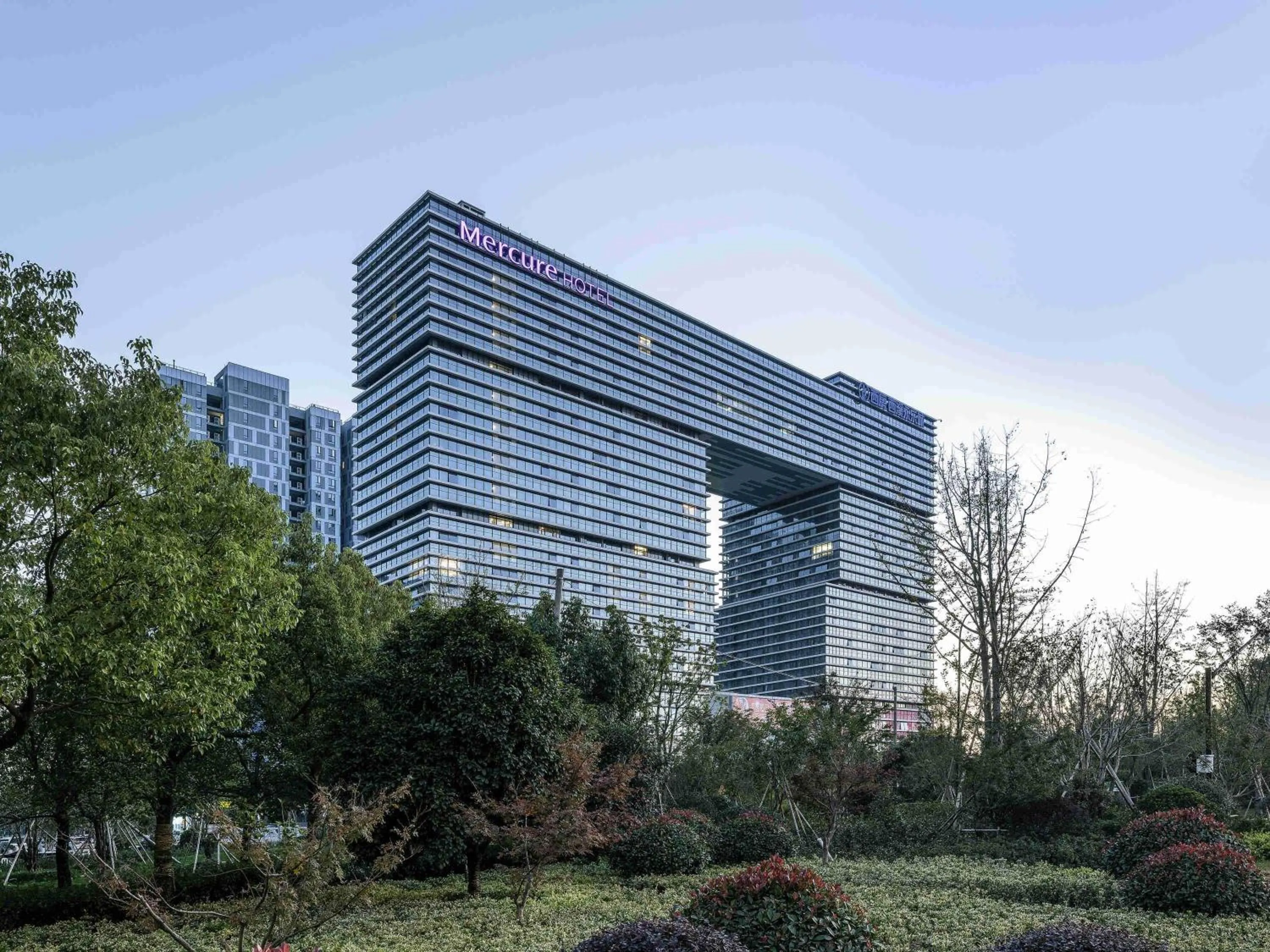 Property building in Mercure Hangzhou Xixi Wetland