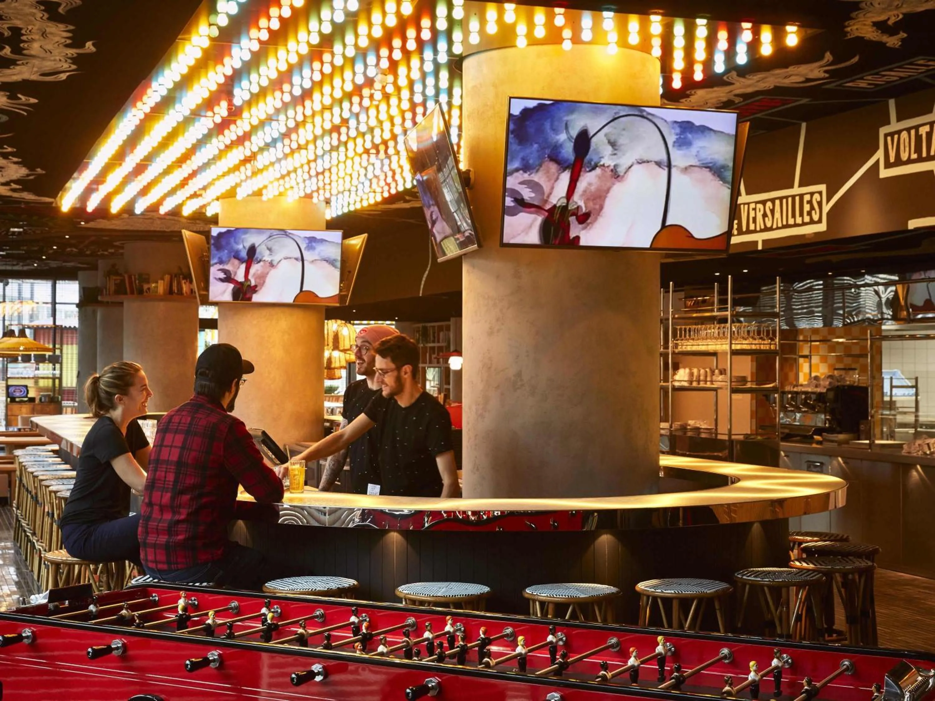 Lounge or bar in Mama Shelter Paris West