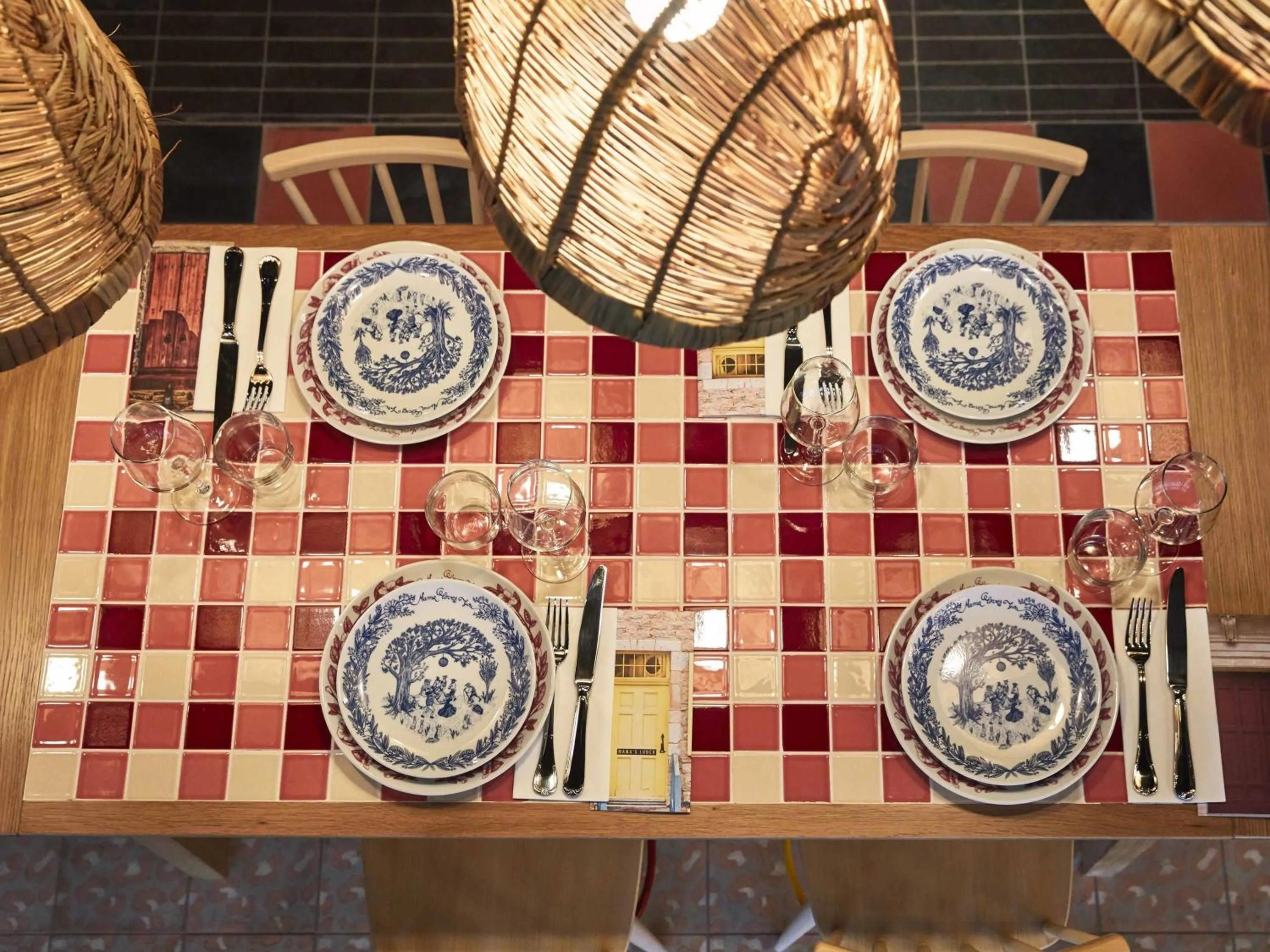 Restaurant/places to eat in Mama Shelter Paris West