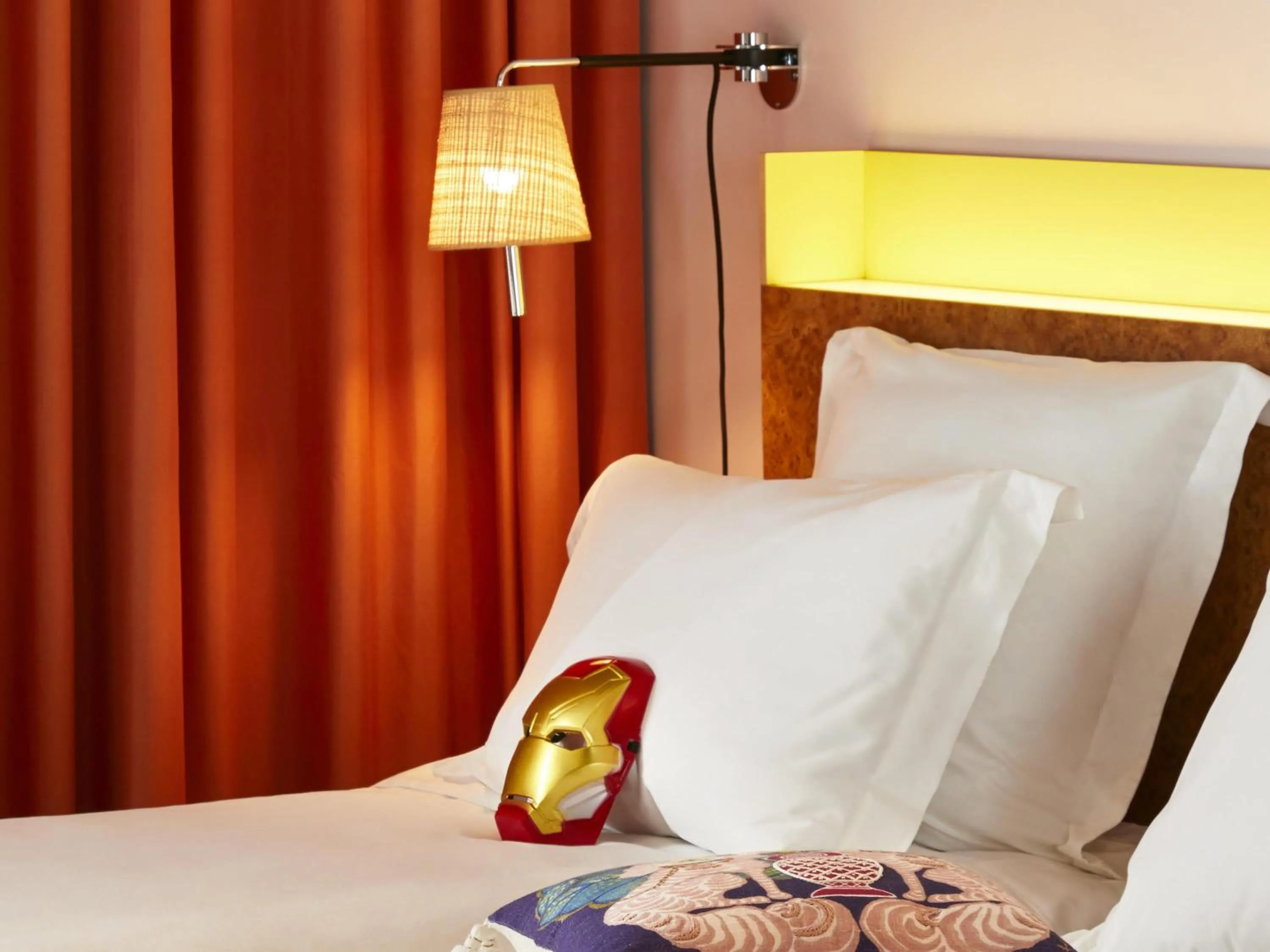 Bedroom, Bed in Mama Shelter Lille