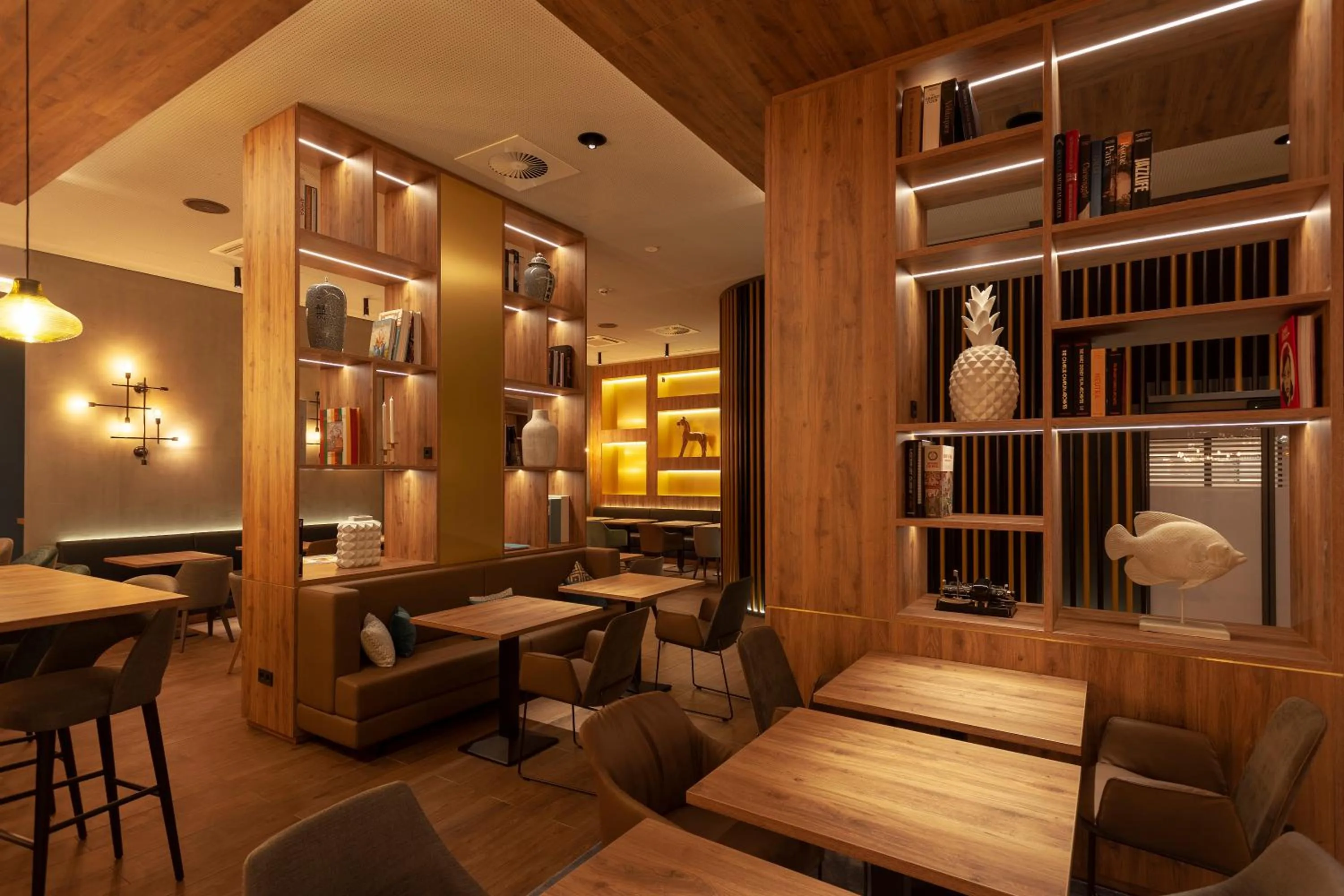 Restaurant/places to eat in Novotel Regensburg Zentrum