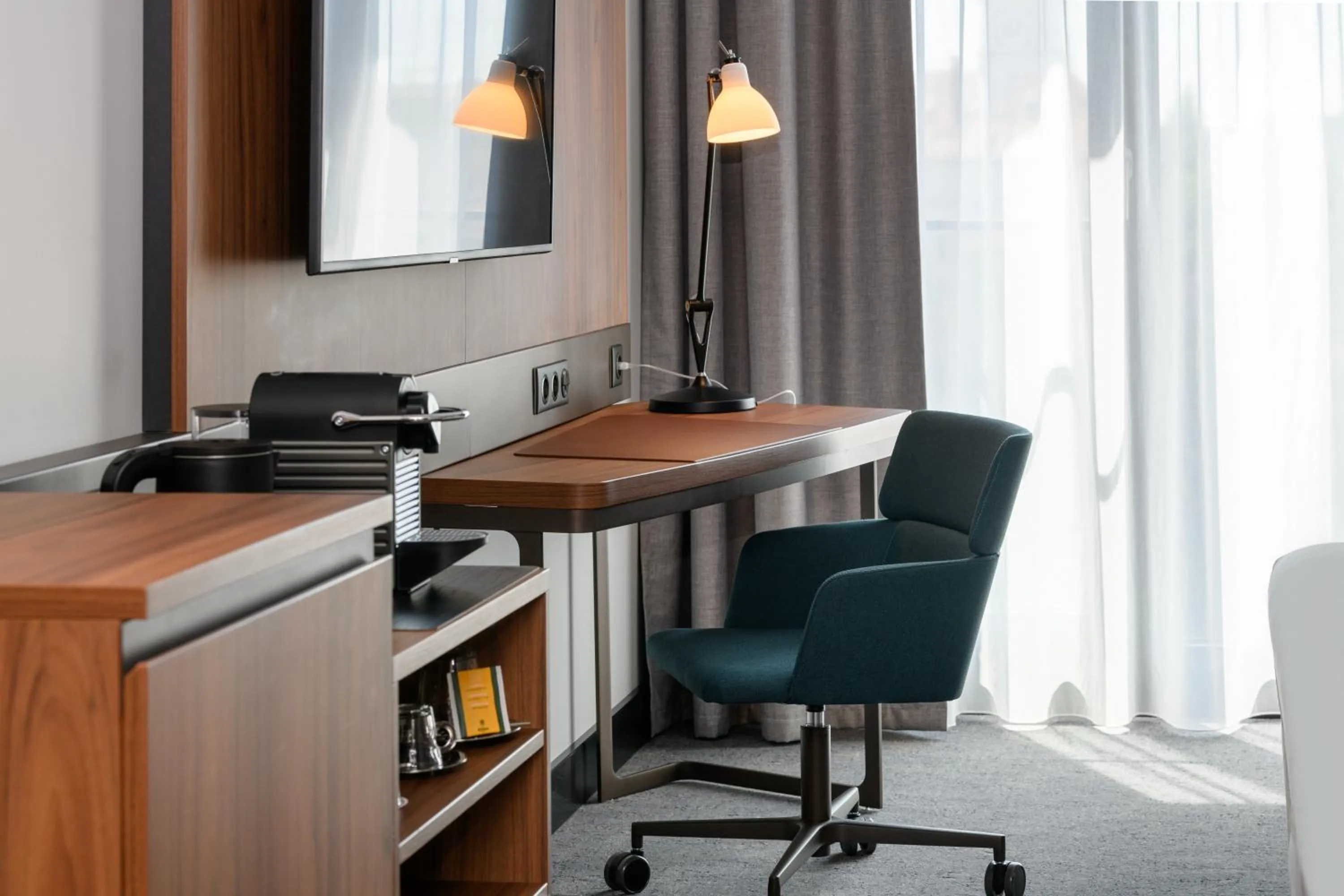 Living room in Novotel Regensburg Zentrum