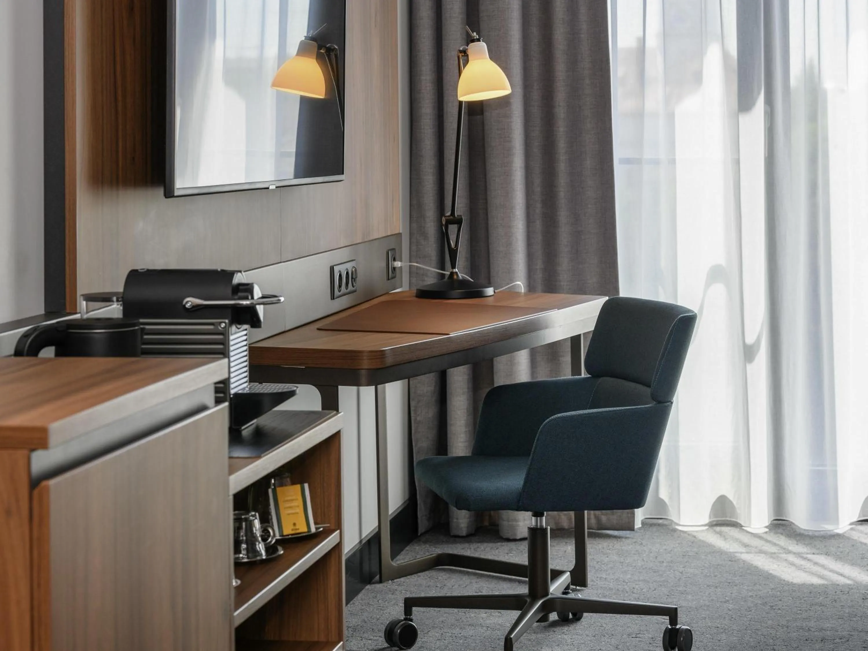 Bedroom in Novotel Regensburg Zentrum