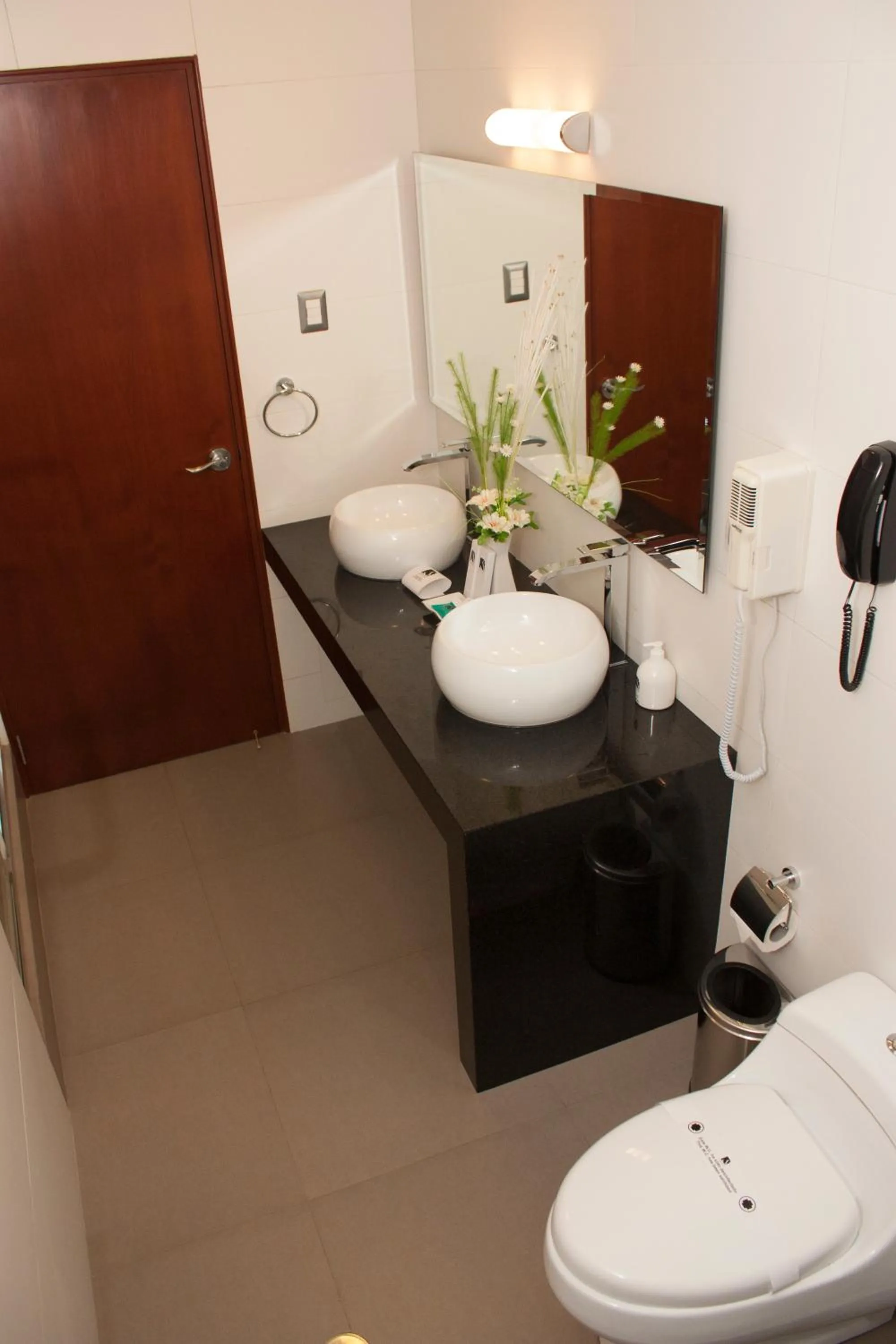 Bathroom in Sunec Hotel