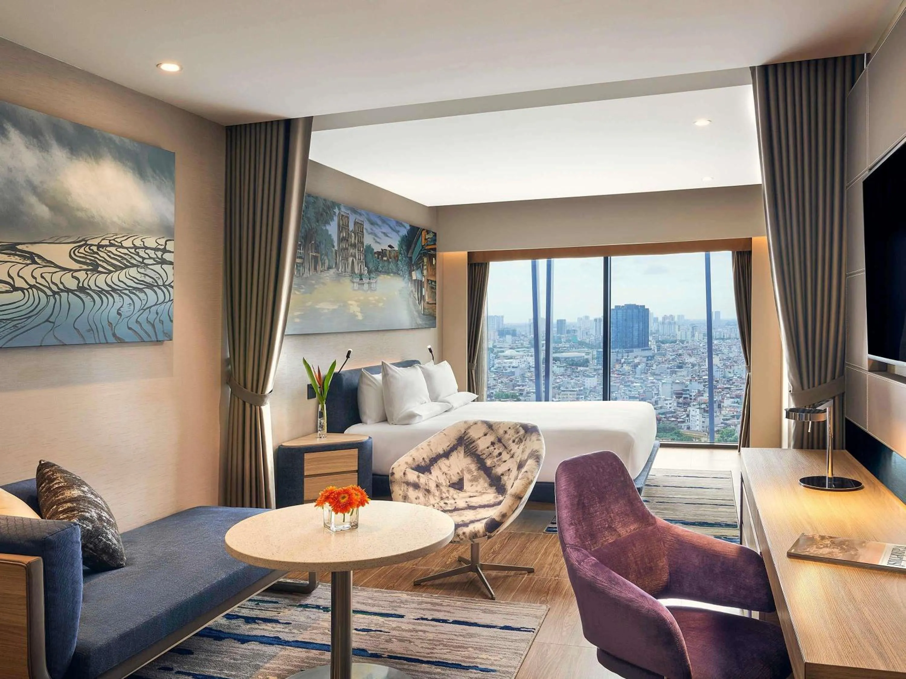 Property building in Novotel Hanoi Thai Ha