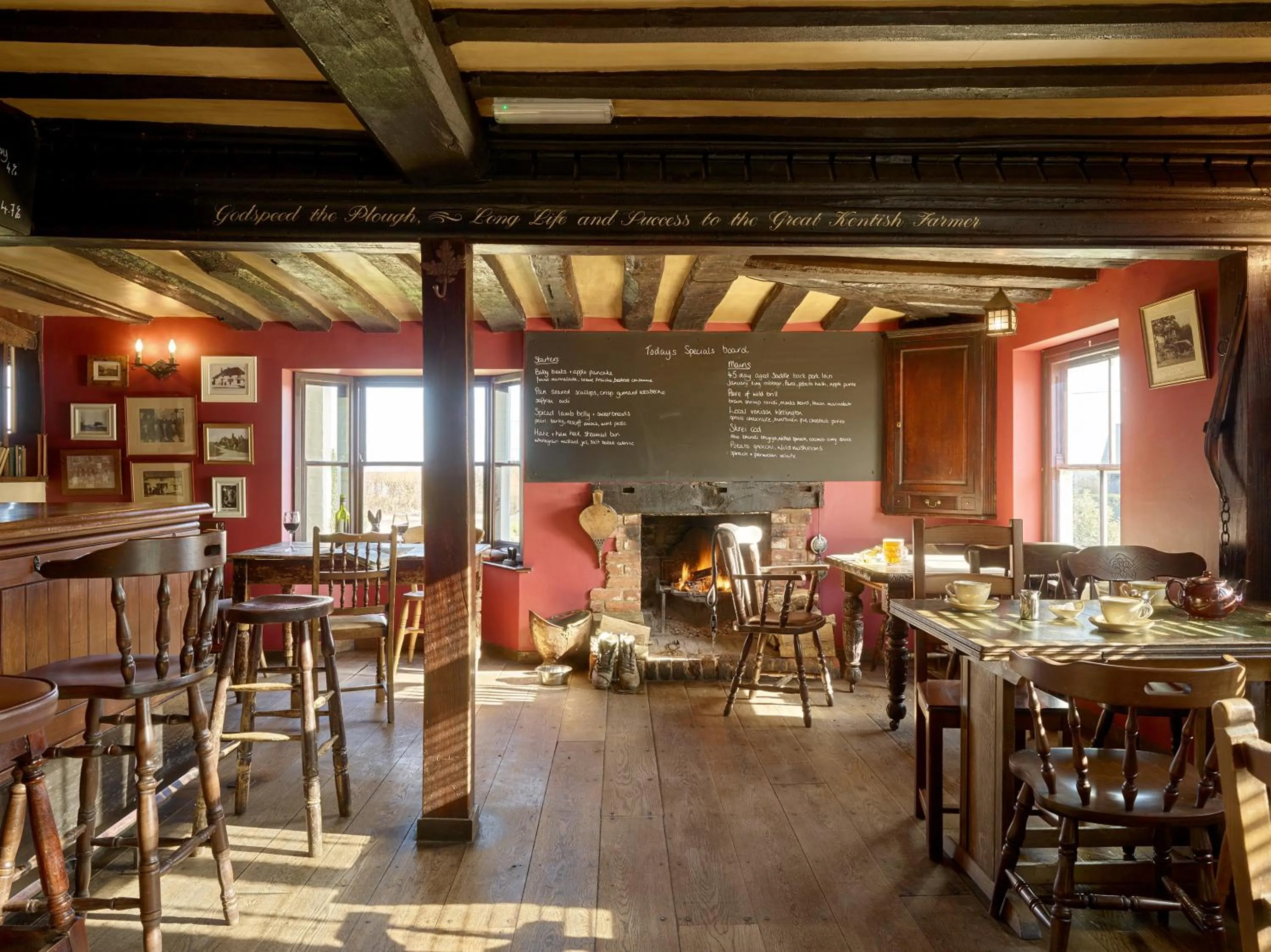 Restaurant/places to eat in The Plough Inn