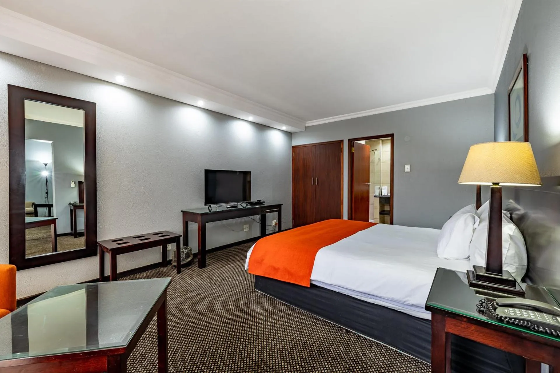 Bedroom, Bed in African Sky Ermelo Inn