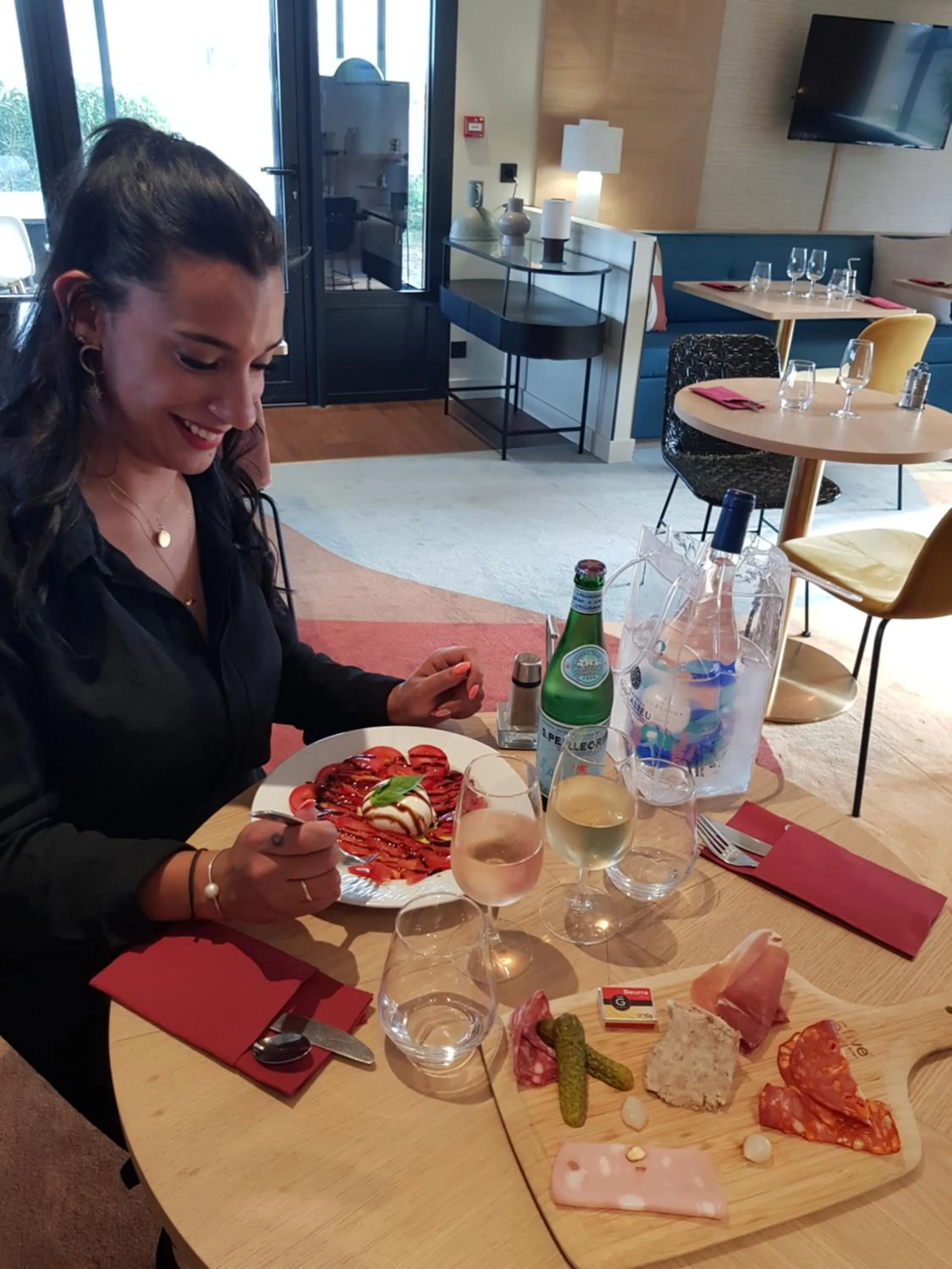 Restaurant/places to eat in Kyriad Carcassonne - Aéroport