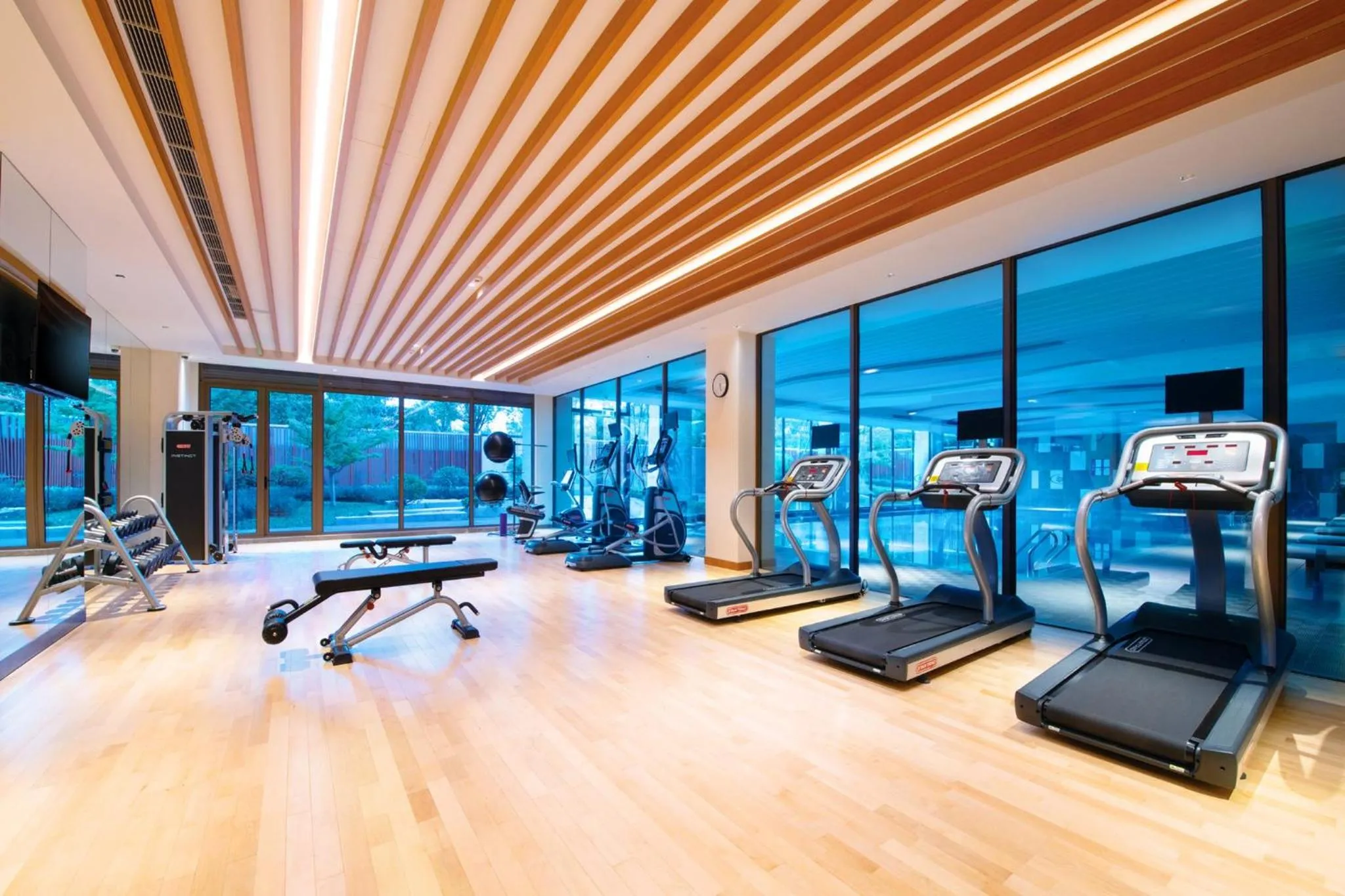 Fitness centre/facilities in Crowne Plaza Huzhou by IHG