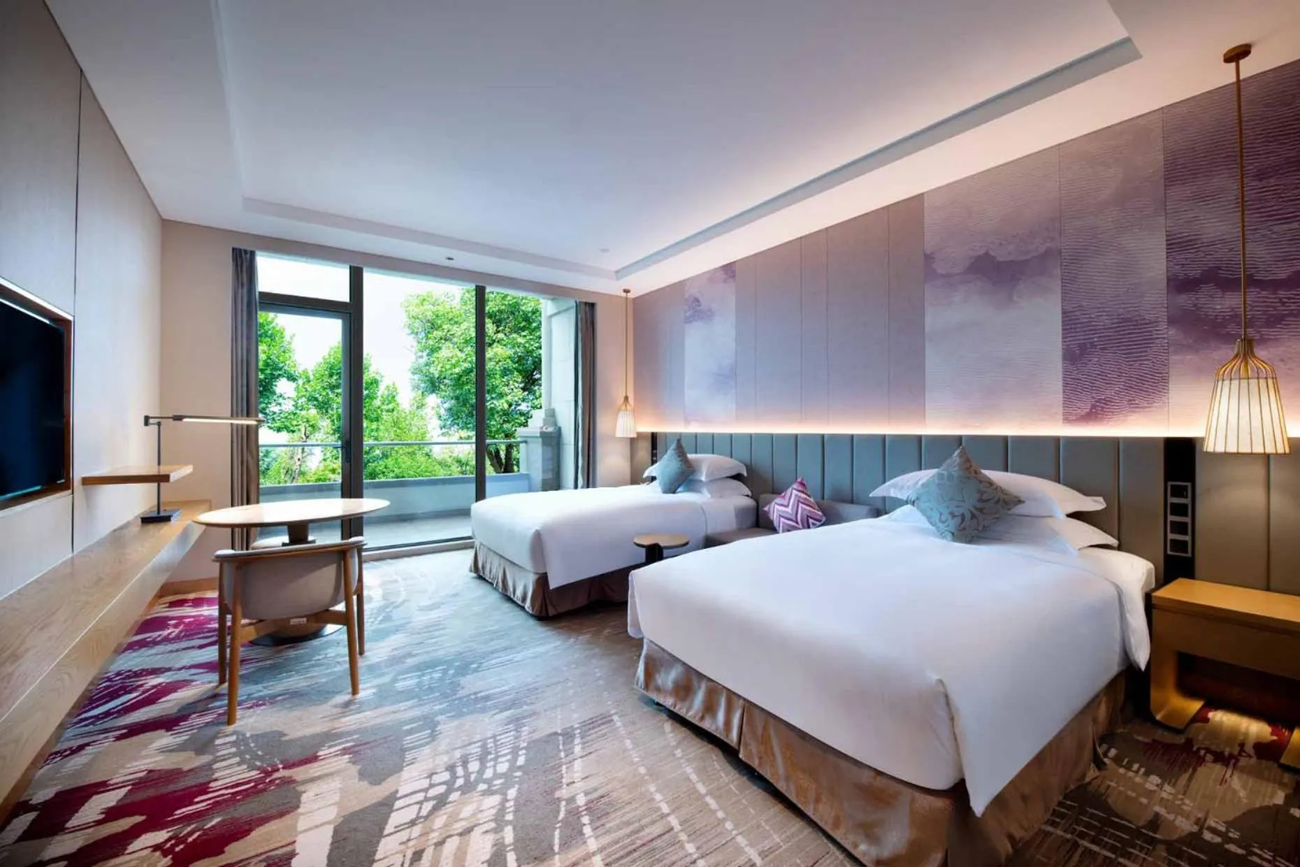 Bedroom, Bed in Crowne Plaza Huzhou by IHG