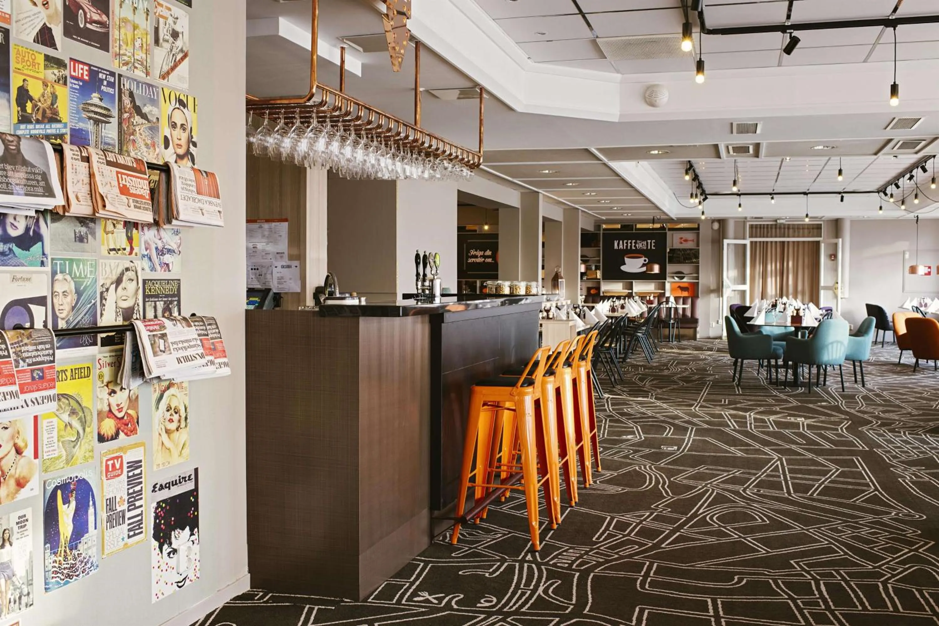 Lounge or bar in Scandic Uppsala Nord