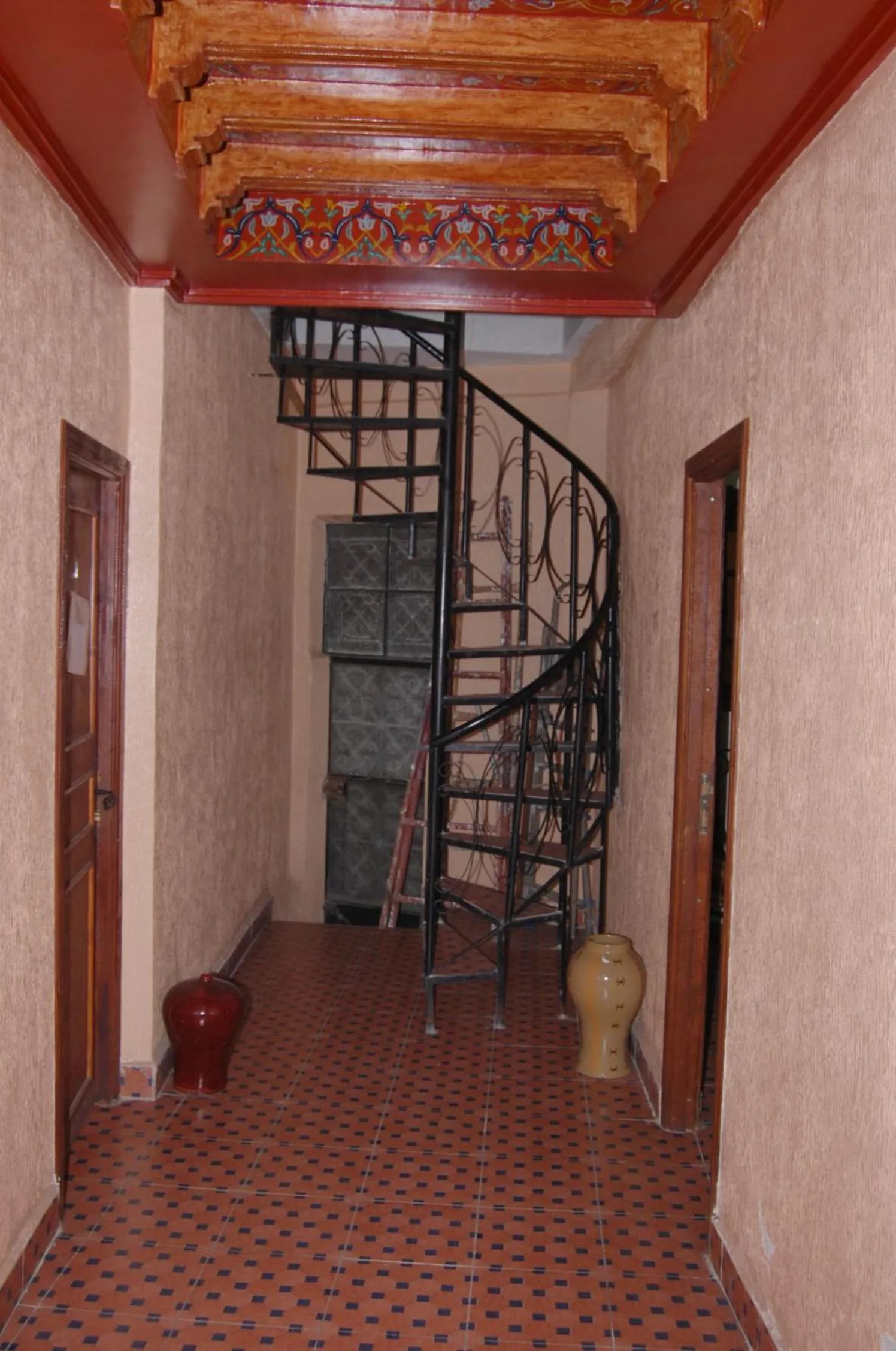 Decorative detail in Bab Al Madina