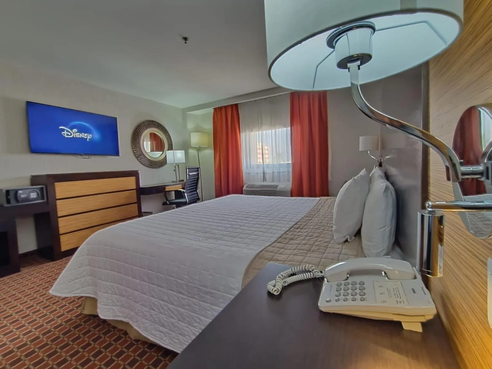 TV and multimedia, Bed in Paris FC Hotel