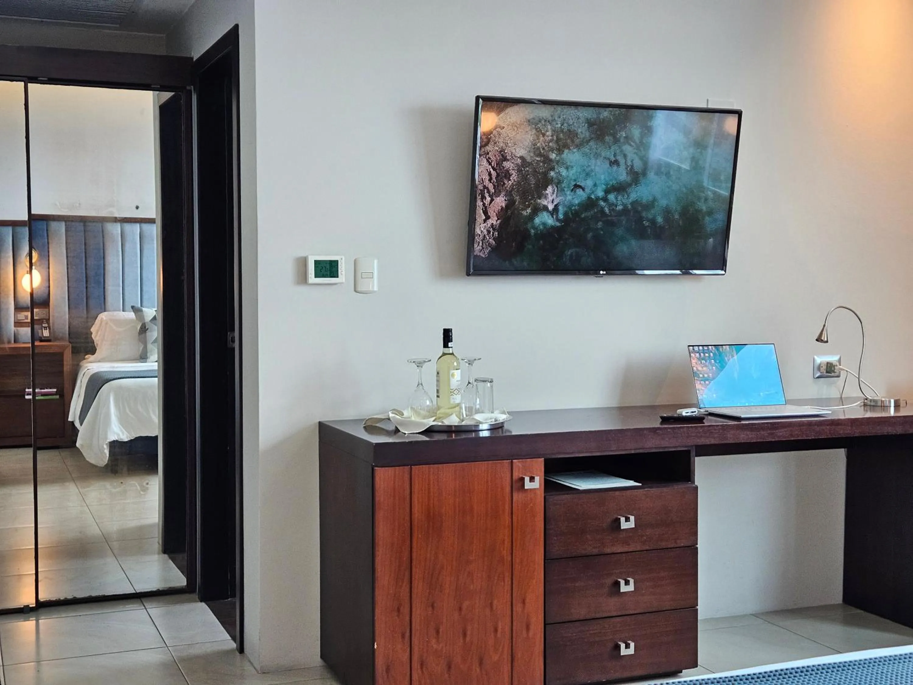 Bed in Hotel Perla Spondylus