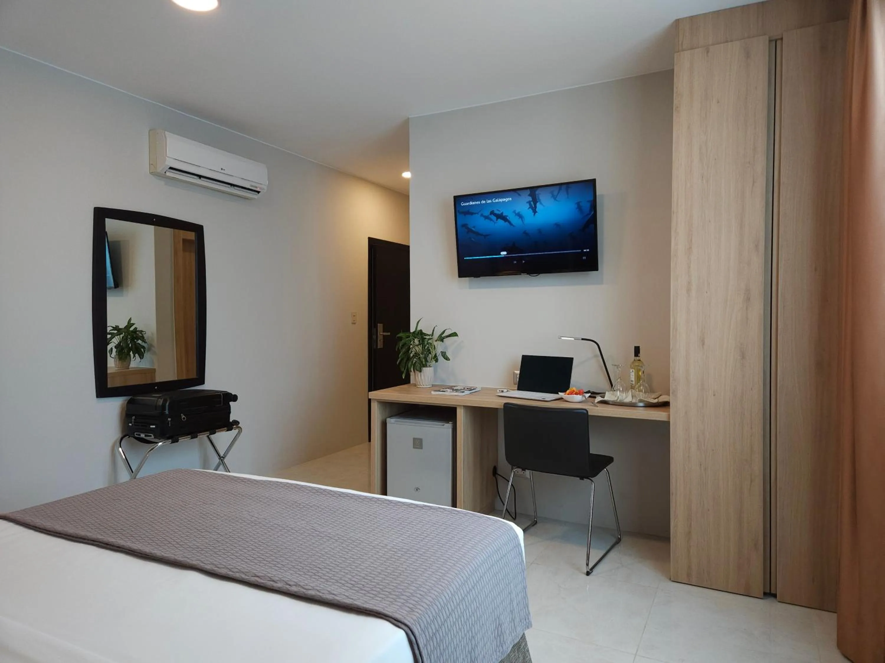 Bed in Hotel Perla Spondylus