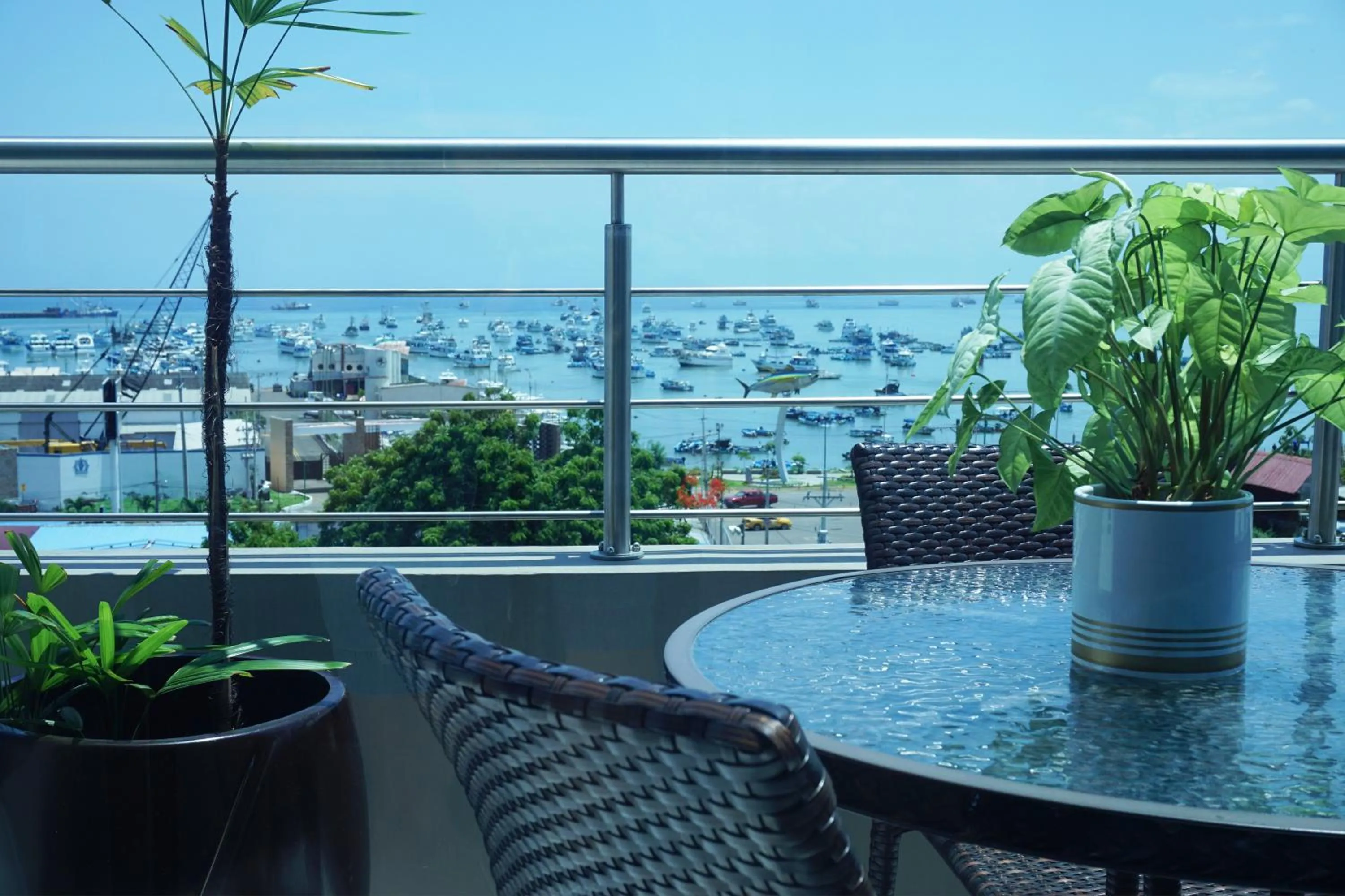 Day in Hotel Perla Spondylus