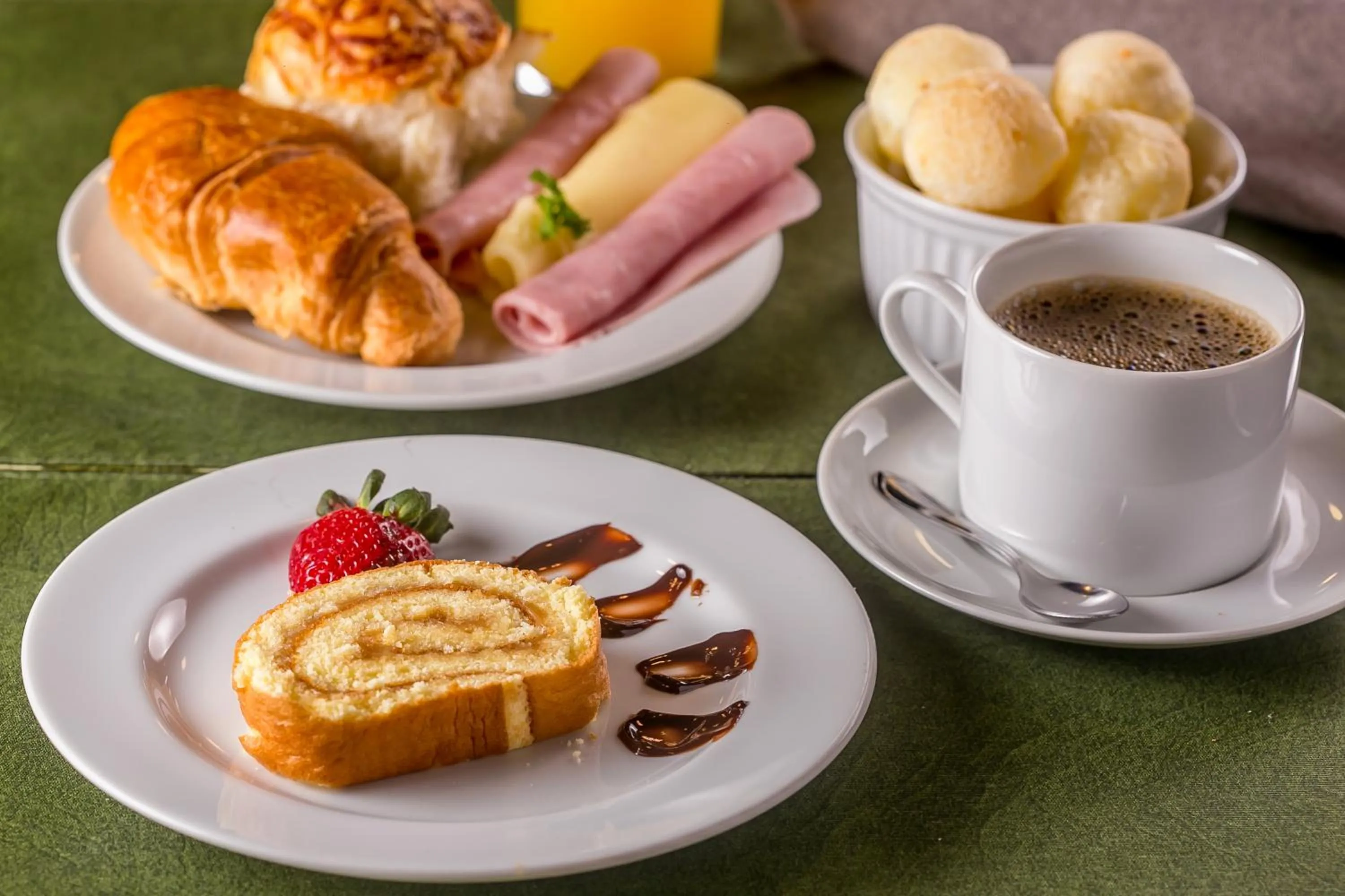 Breakfast in Hotel Flat Itaipava