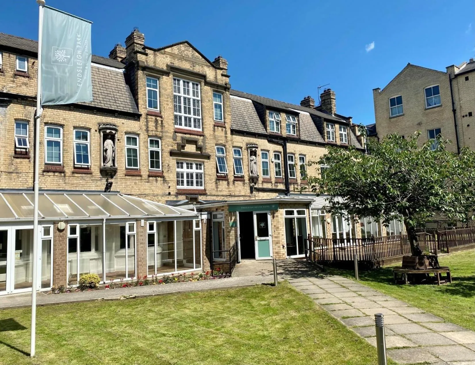 Property building in Endsleigh Park Hotel