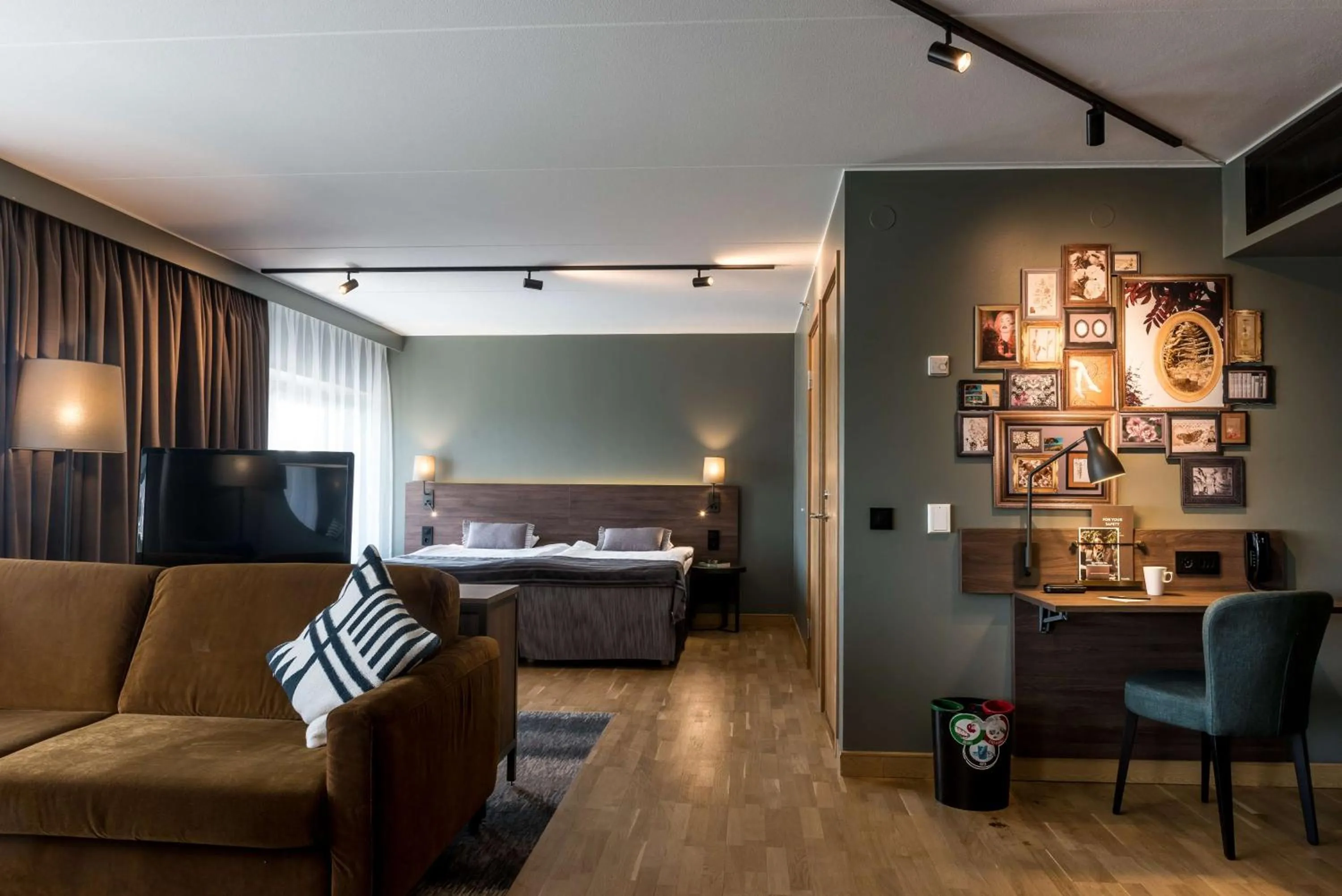 Bedroom, Bed in Scandic Infra City