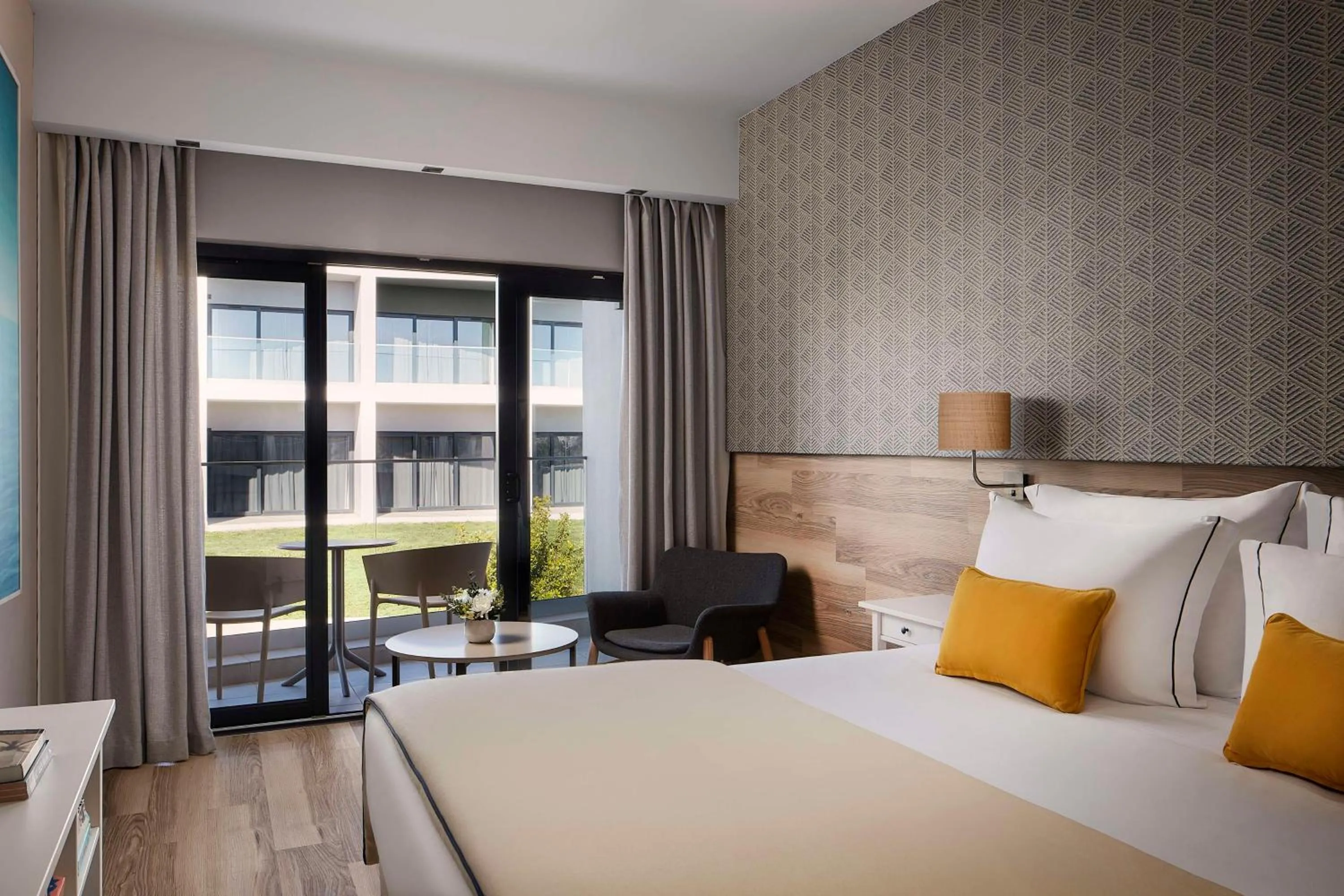 Bedroom, Bed in Tivoli Alvor Algarve - All Inclusive Resort