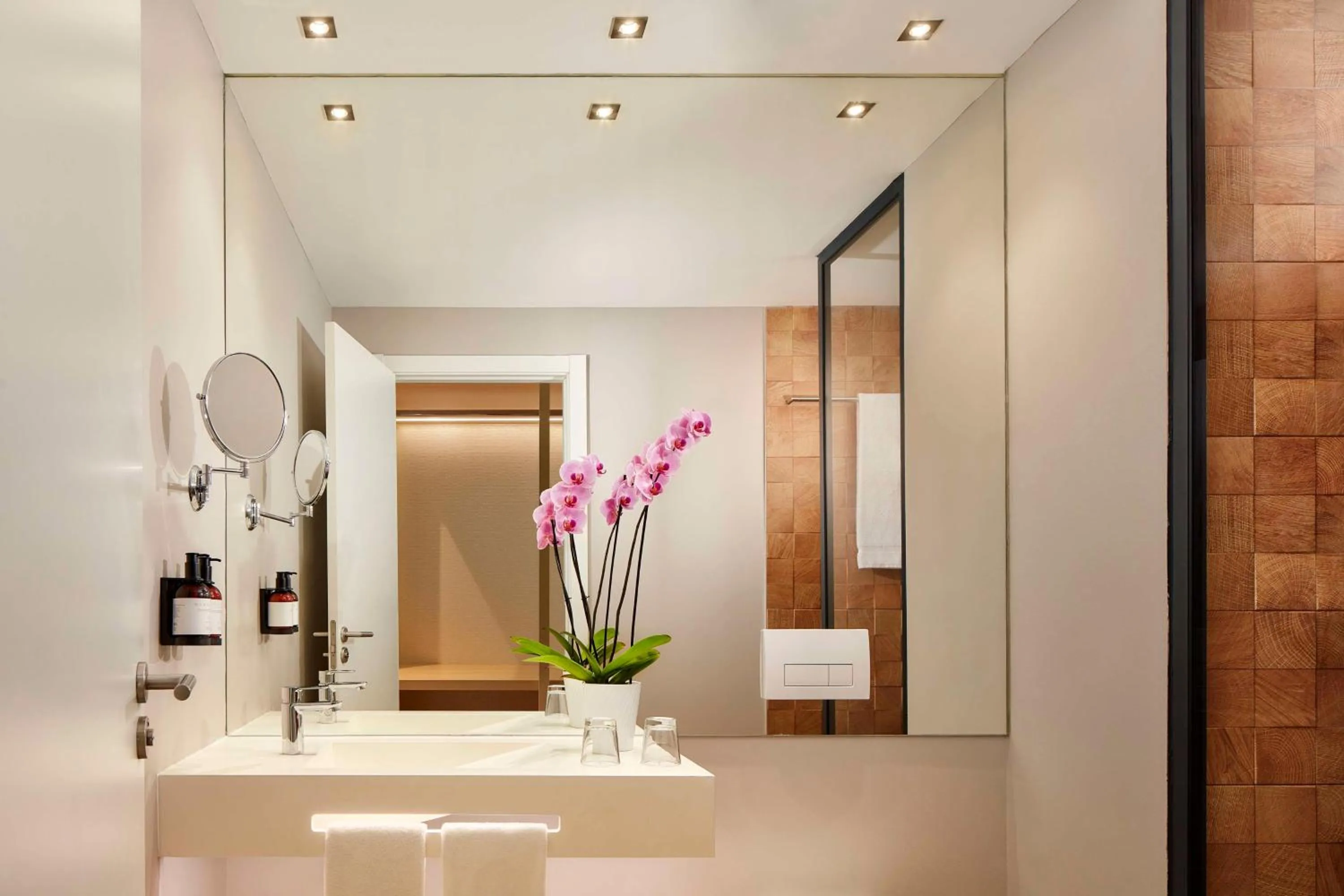 Bathroom in Tivoli Alvor Algarve - All Inclusive Resort